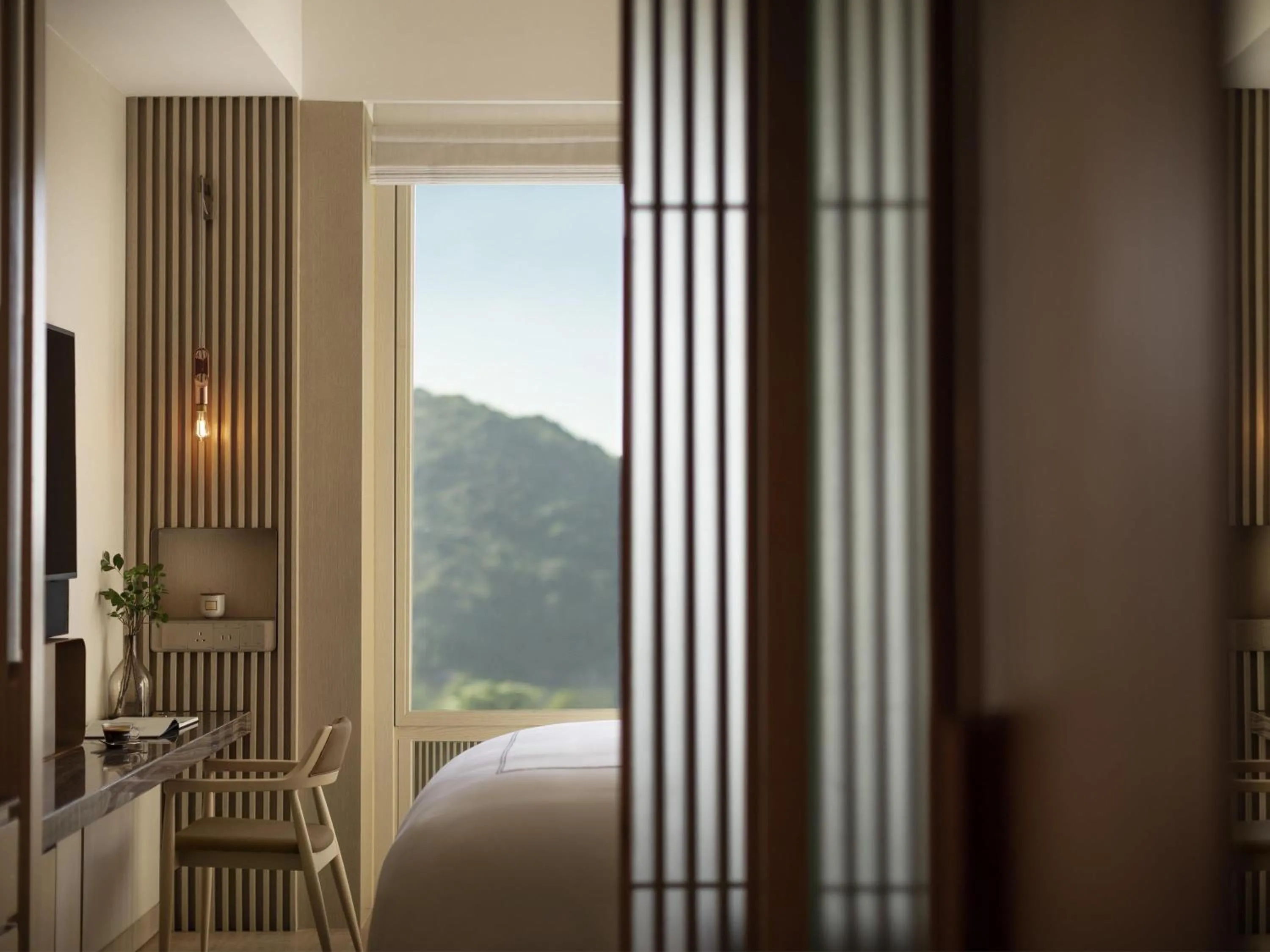 Classic Room - 2 Single Beds, Urban Oasis view in The Silveri Hotel Hong Kong - MGallery Collection