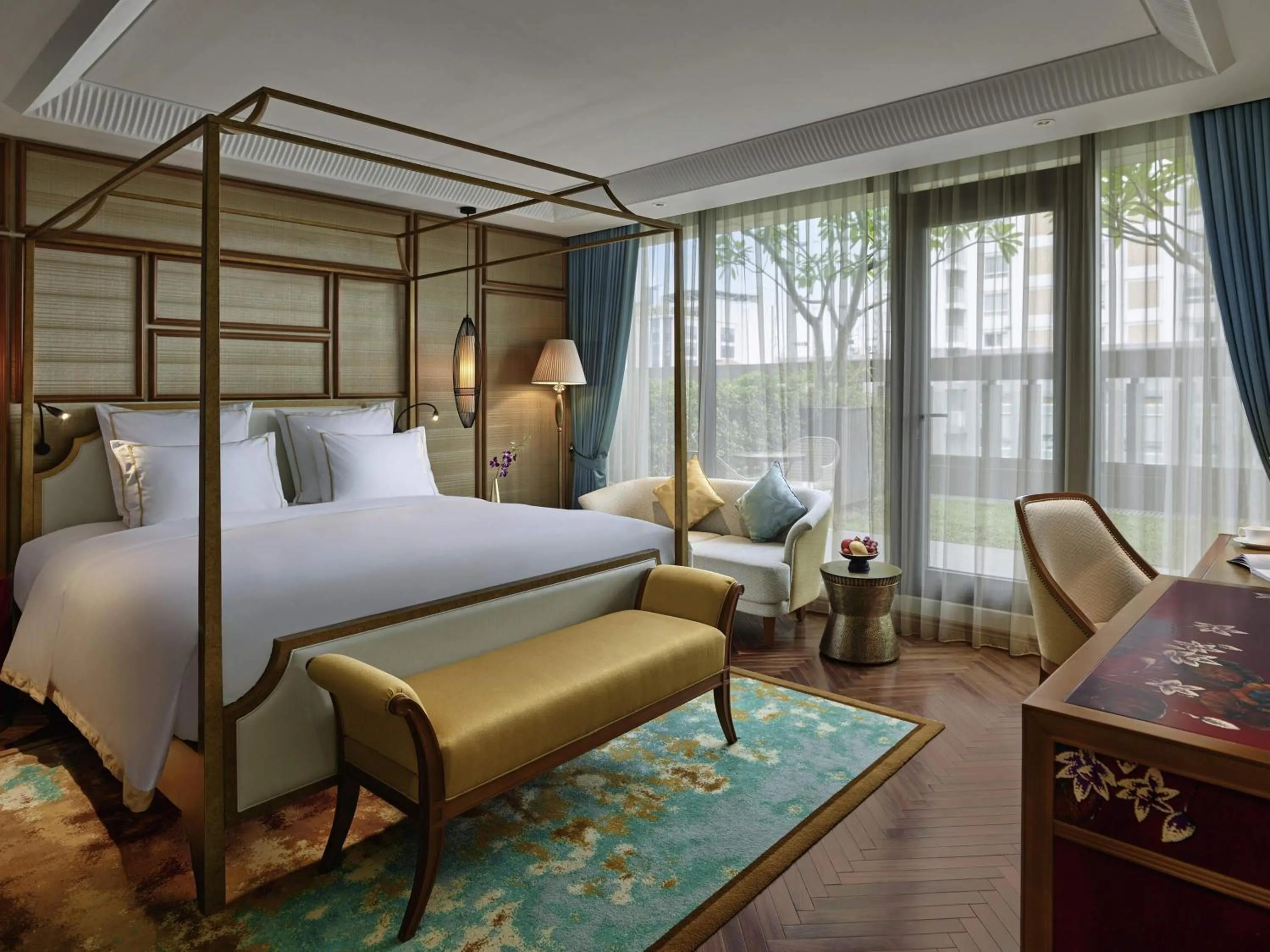 Executive King Room with Lounge Access - High Floor in Grand Mercure Hanoi