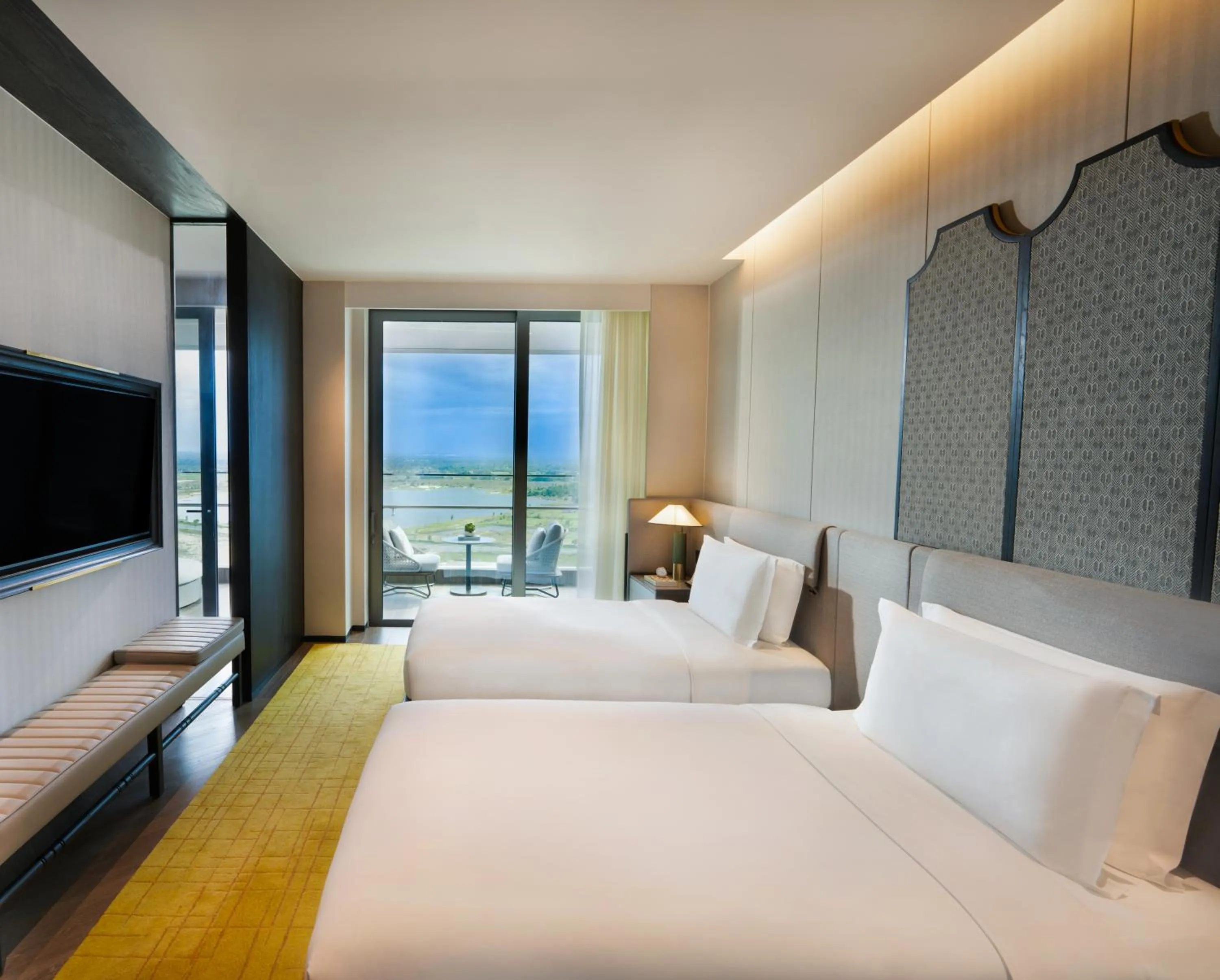 Superior Suite Twin in Hoiana Hotel & Suites