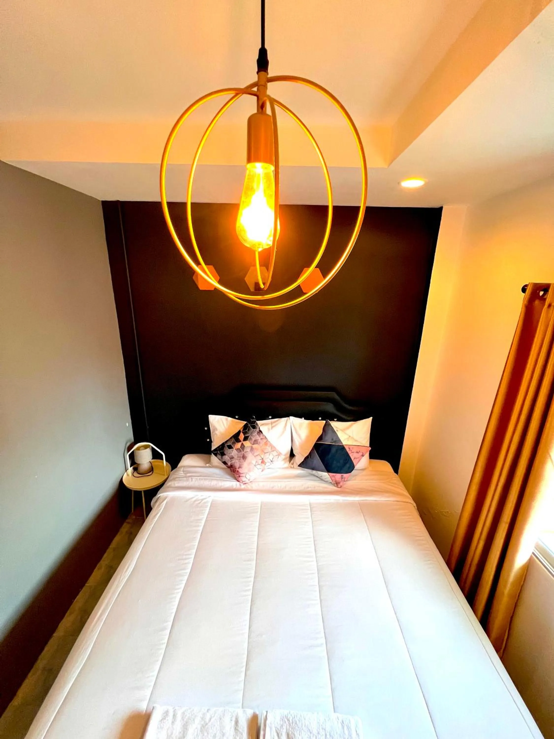 Superior King Room in Nap at 265 Donmeaung