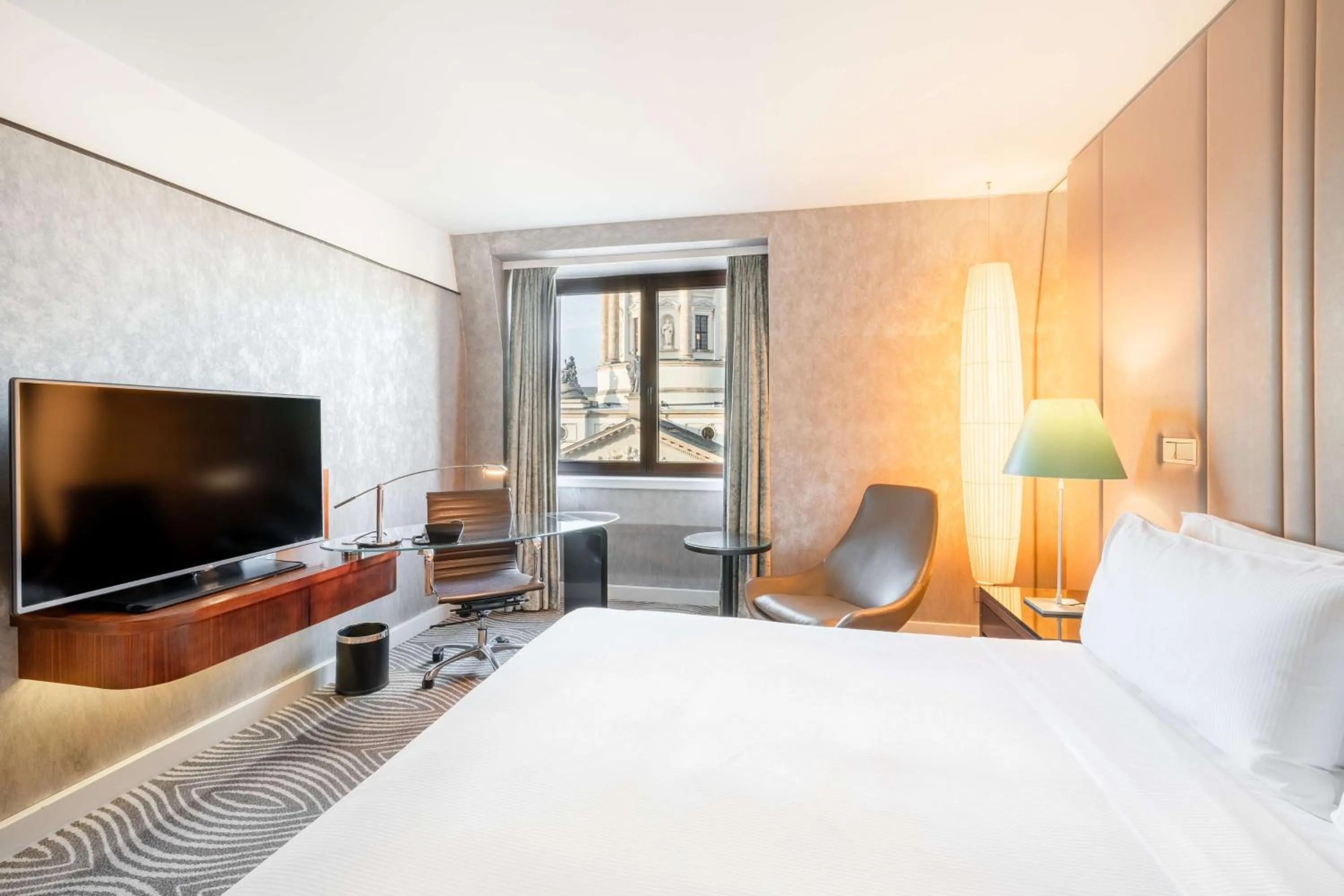 Executive King Room Dome View with Executive Lounge Access in Hilton Berlin