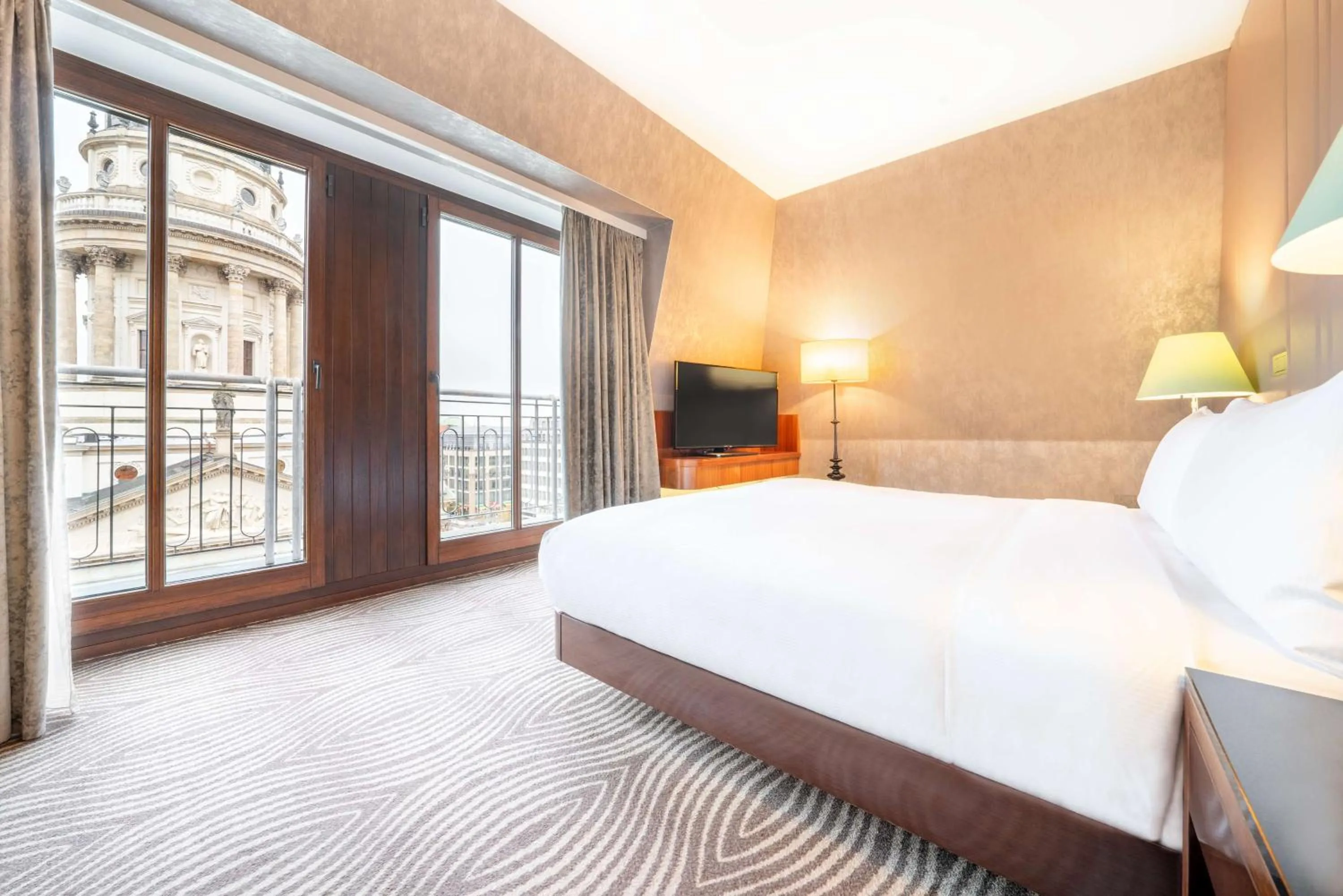 Maisonette Suite with Cathedral View and Executive Lounge Access in Hilton Berlin