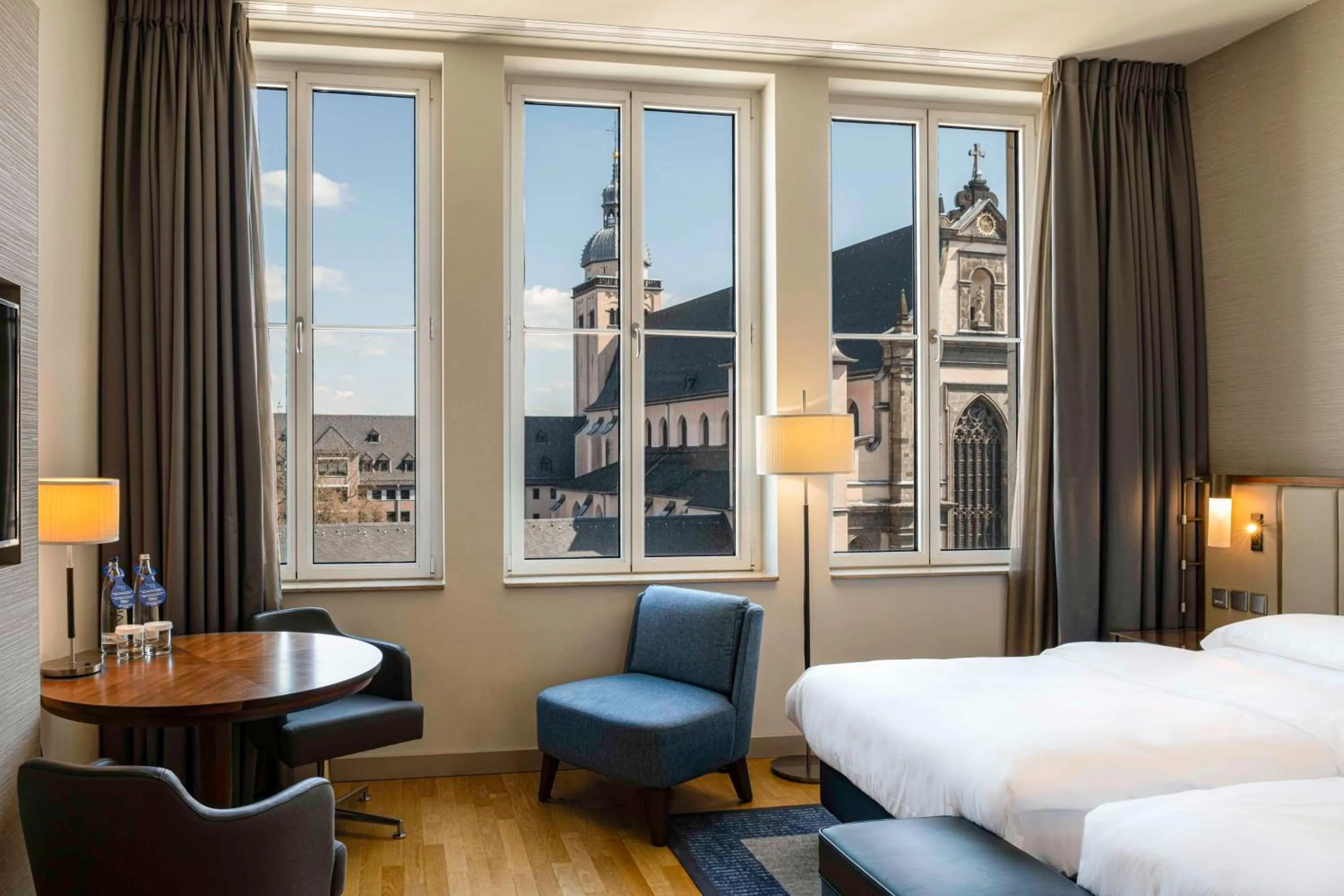 Twin Room with View in Hilton Cologne