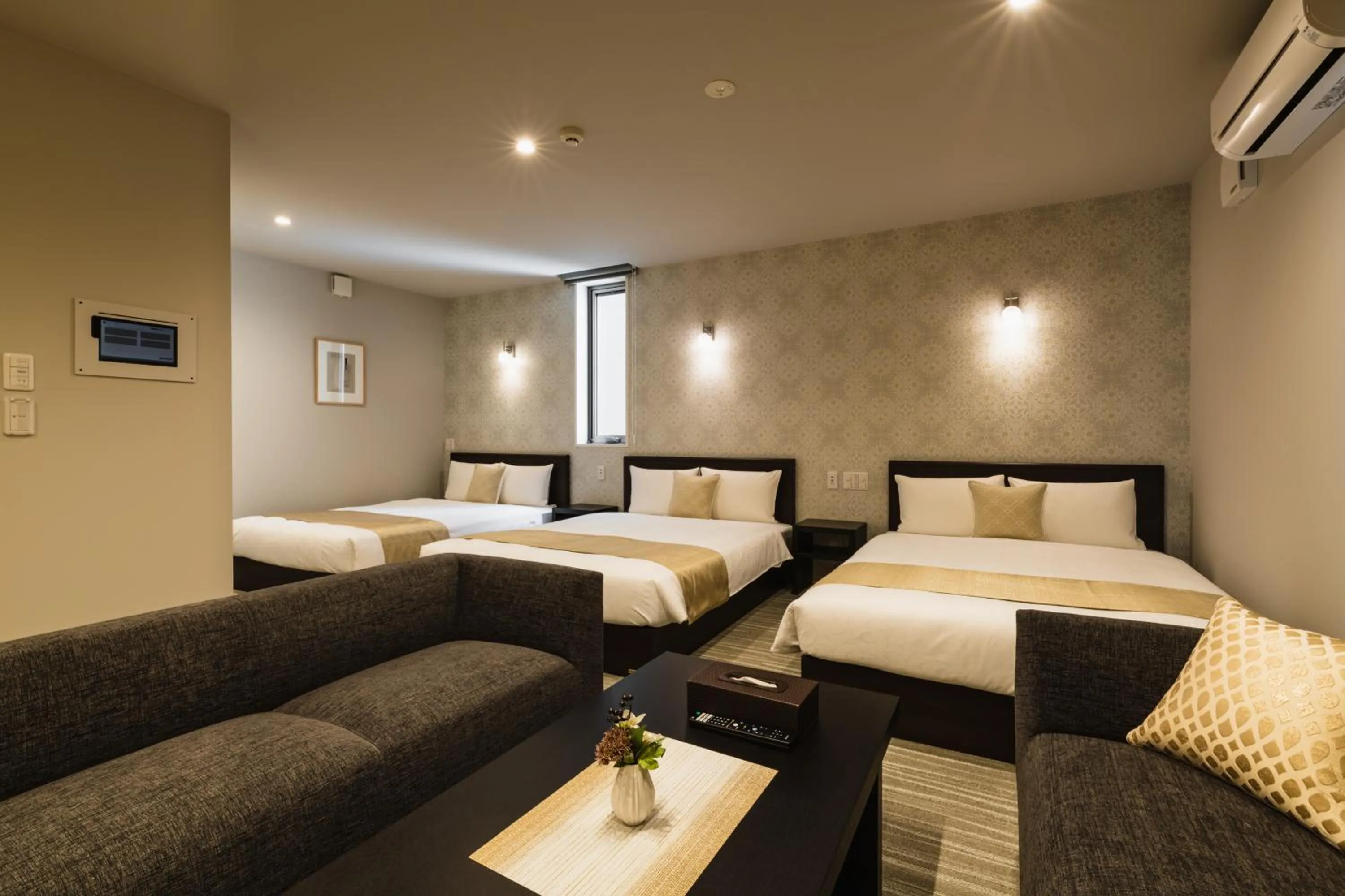 Superior Triple Room in GRAND BASE Yakuin Odori