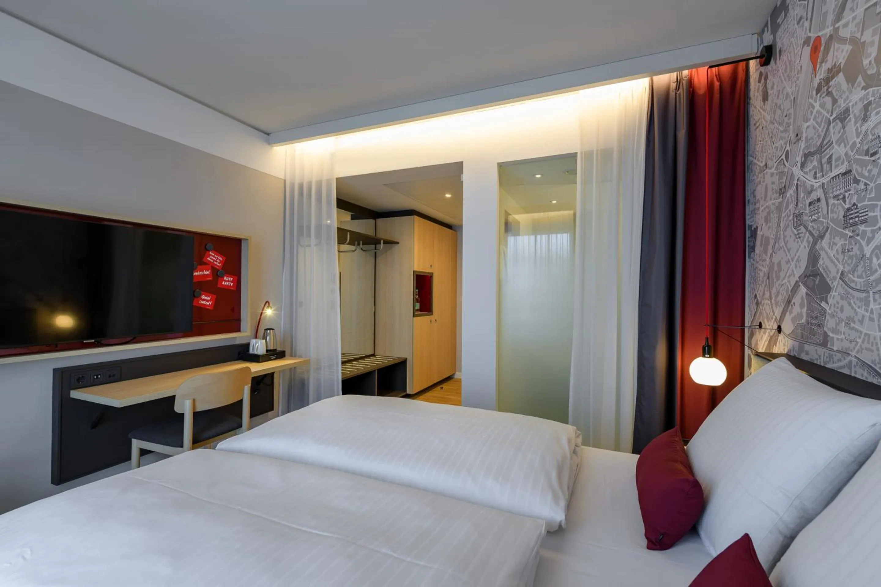 Business Double / Twin Room - single occupancy in IntercityHotel Herford