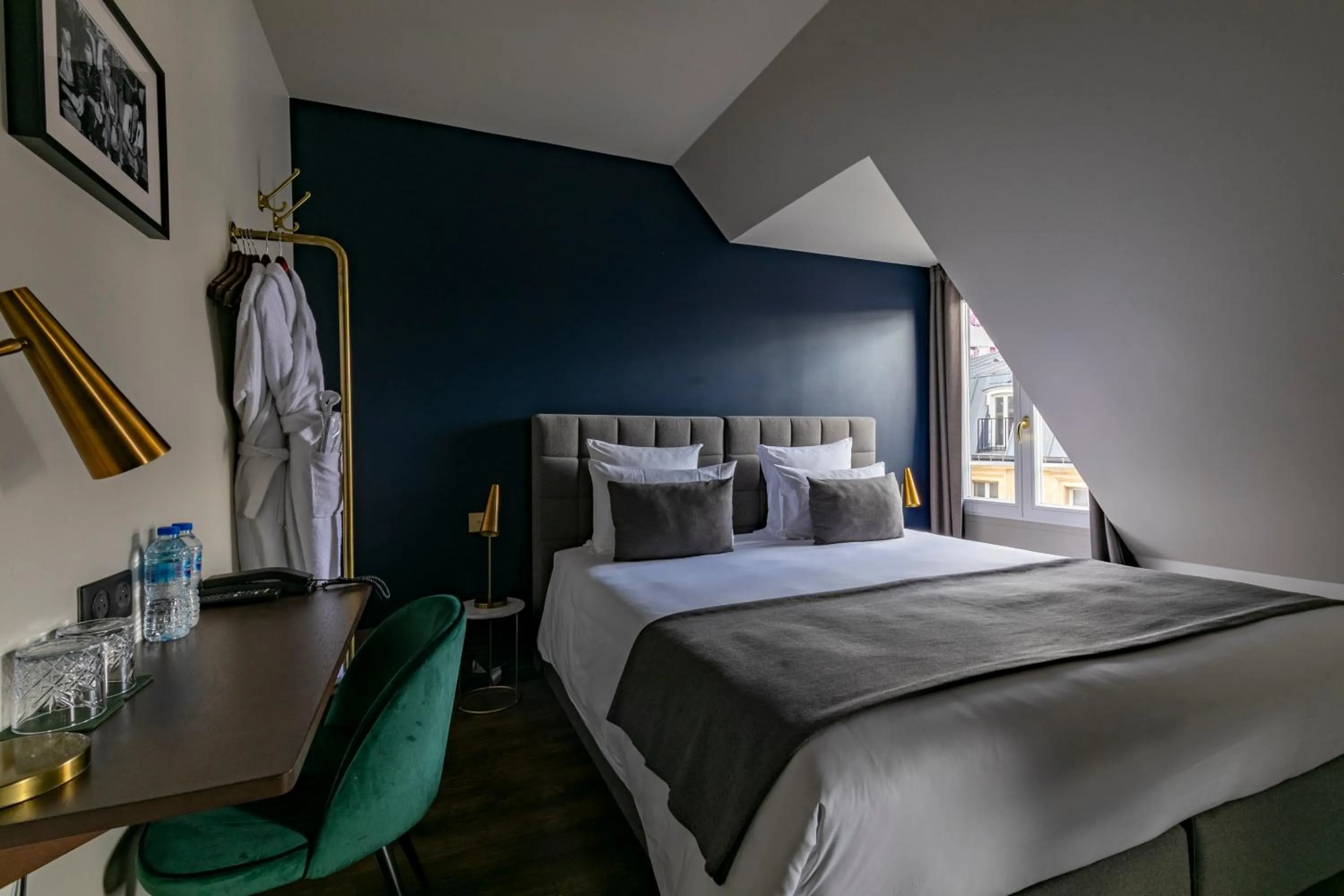 Deluxe Double Room in Maison Barbès