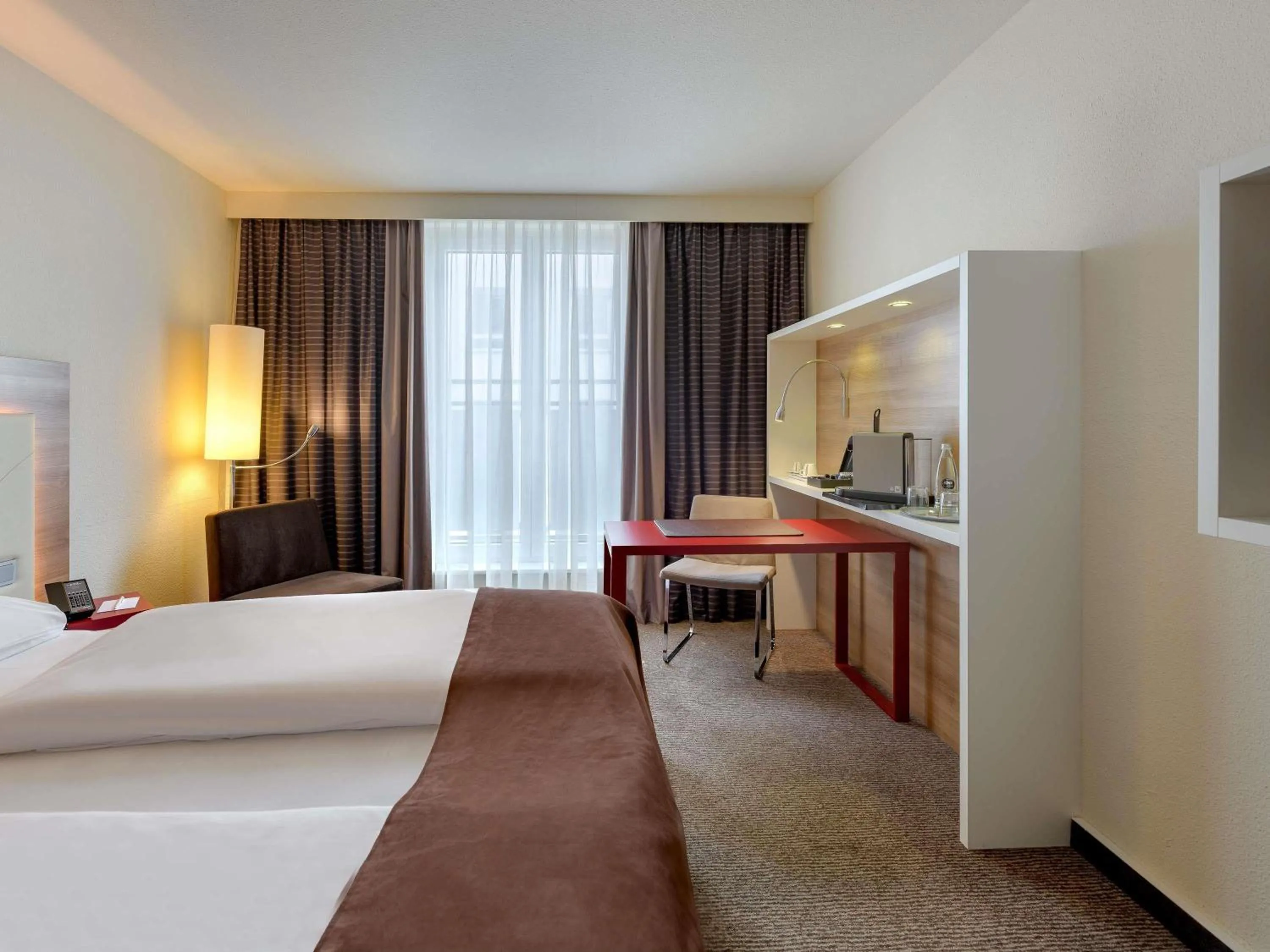 Superior Double Room in Mercure Hotel Stuttgart Airport Messe