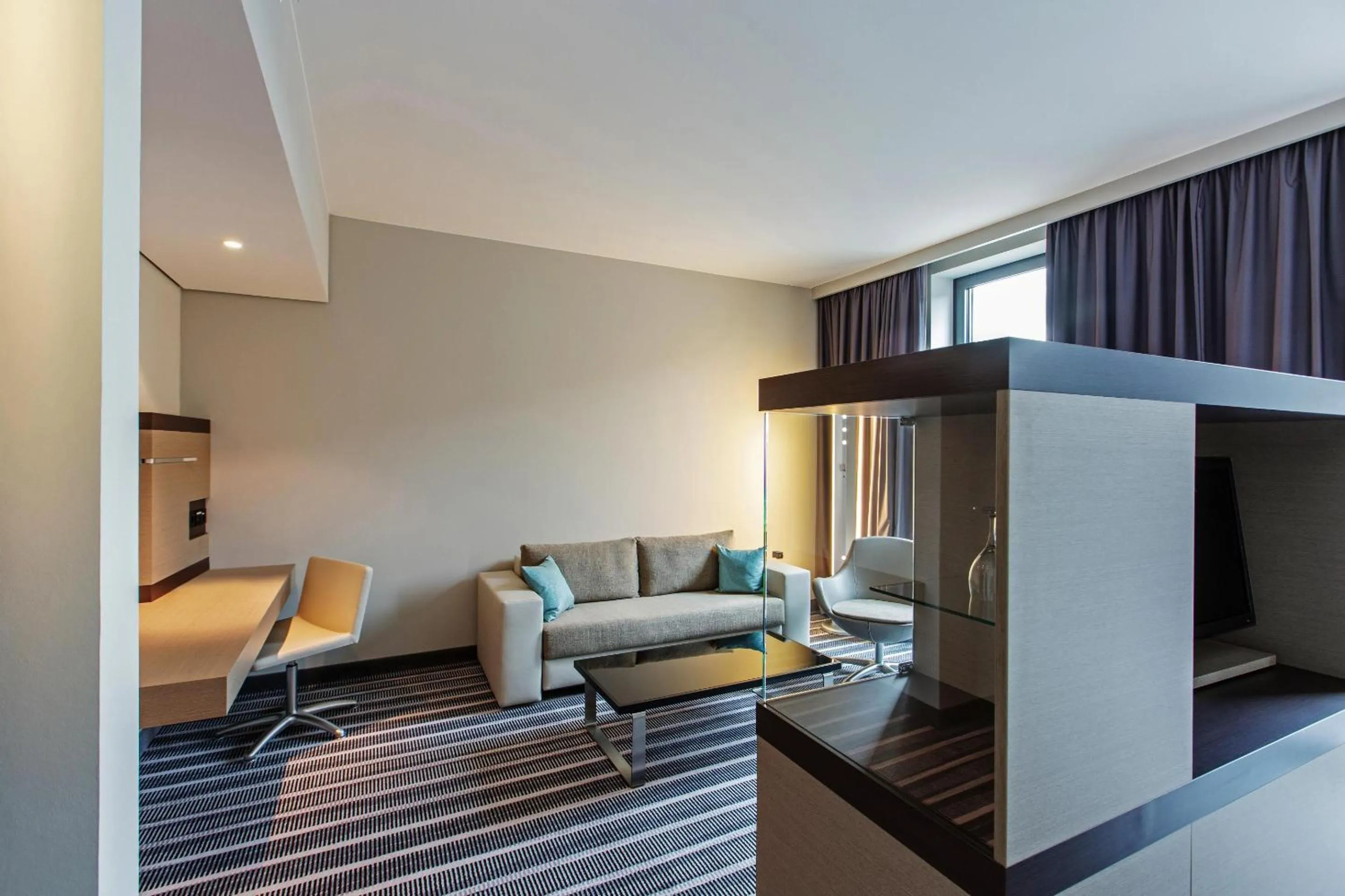 Junior Suite in Steigenberger Airport Hotel Berlin
