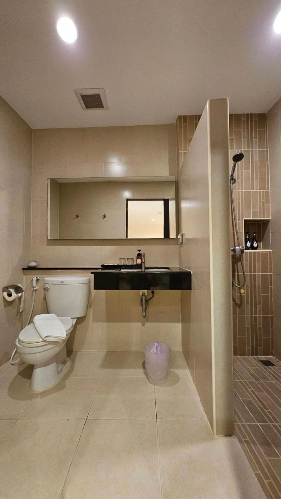 Superior Double Room in De Hug Hotel & Residence