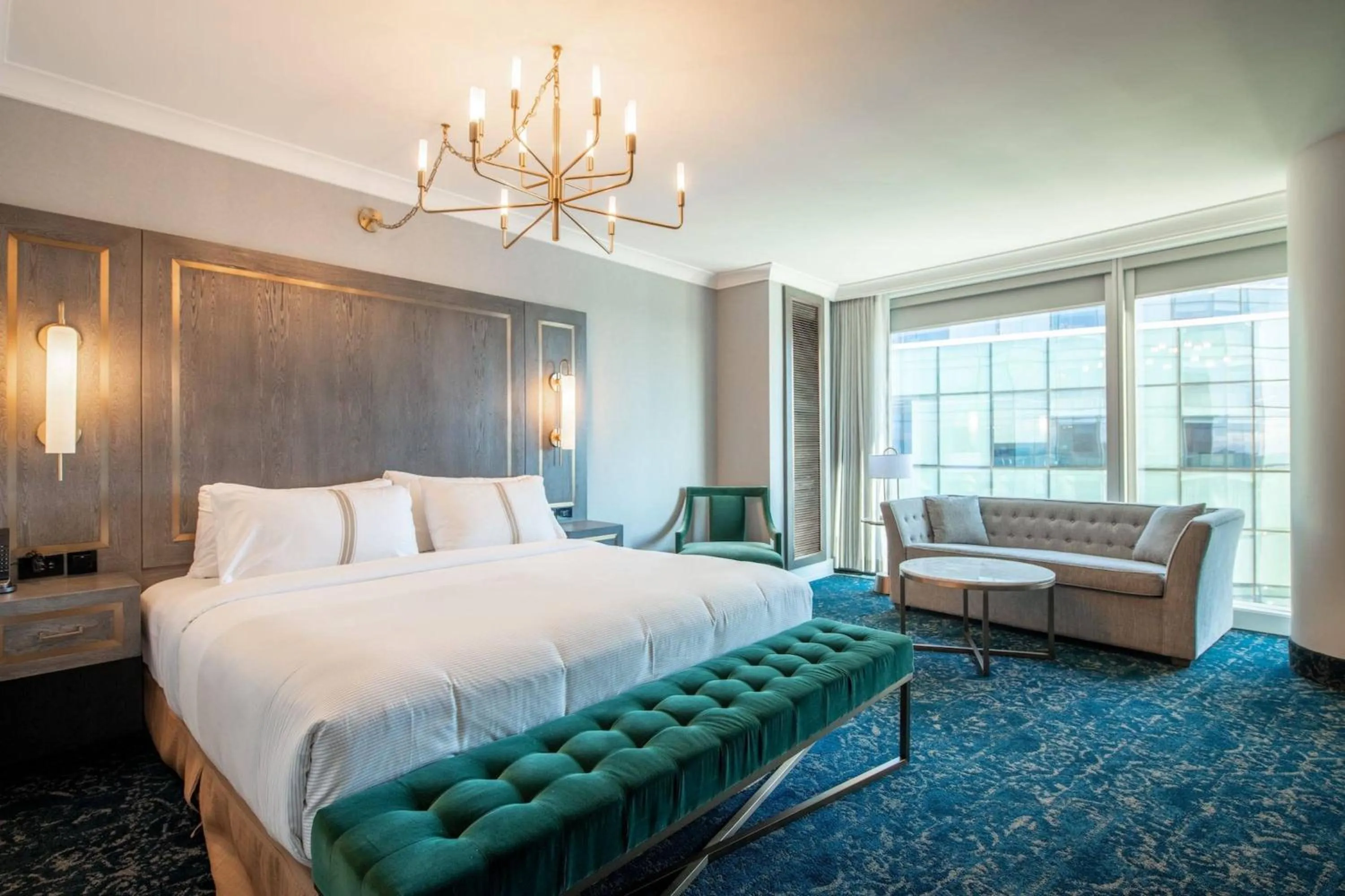 Accessible Room, 1 King Bed, Roll-In Shower in The Sutton Place Hotel Halifax