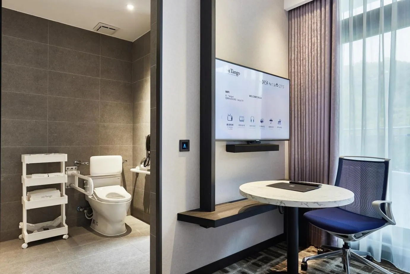 Double Room - Disability Access in The Tango Hotel Taipei Shilin