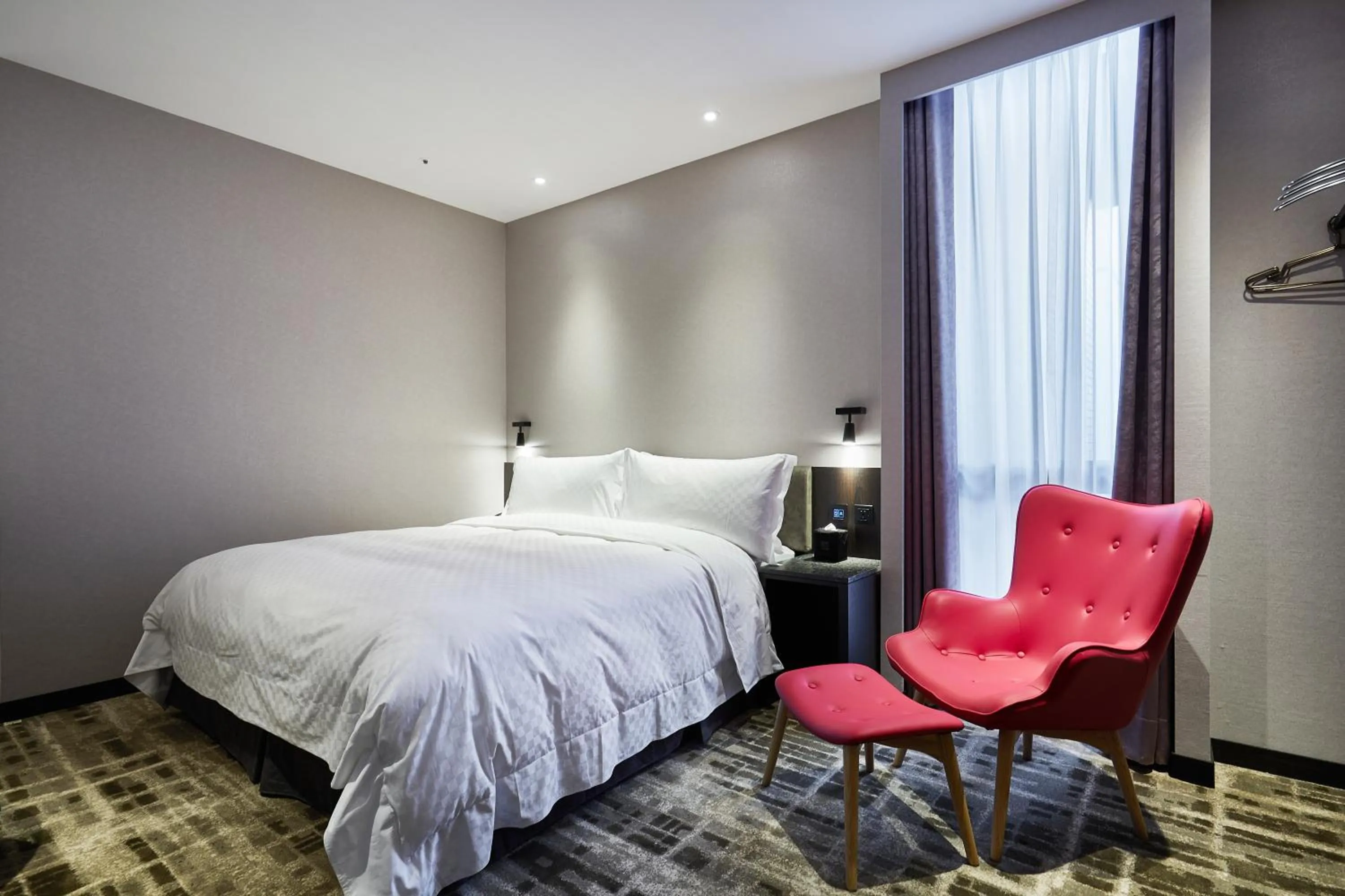 Queen Room with Terrace in The Tango Hotel Taipei Shilin