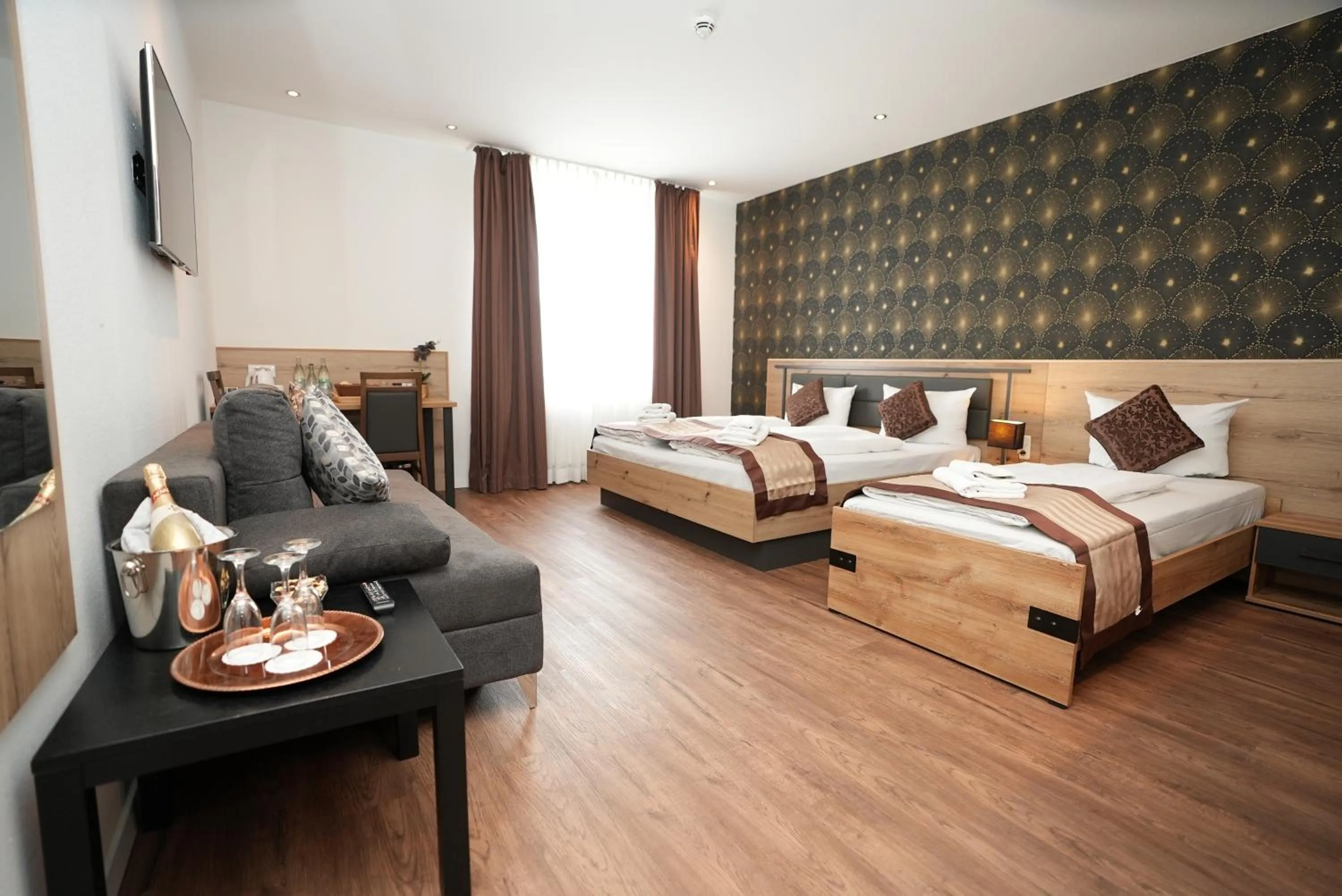 Triple Room - single occupancy in Hotel Attaché an der Messe