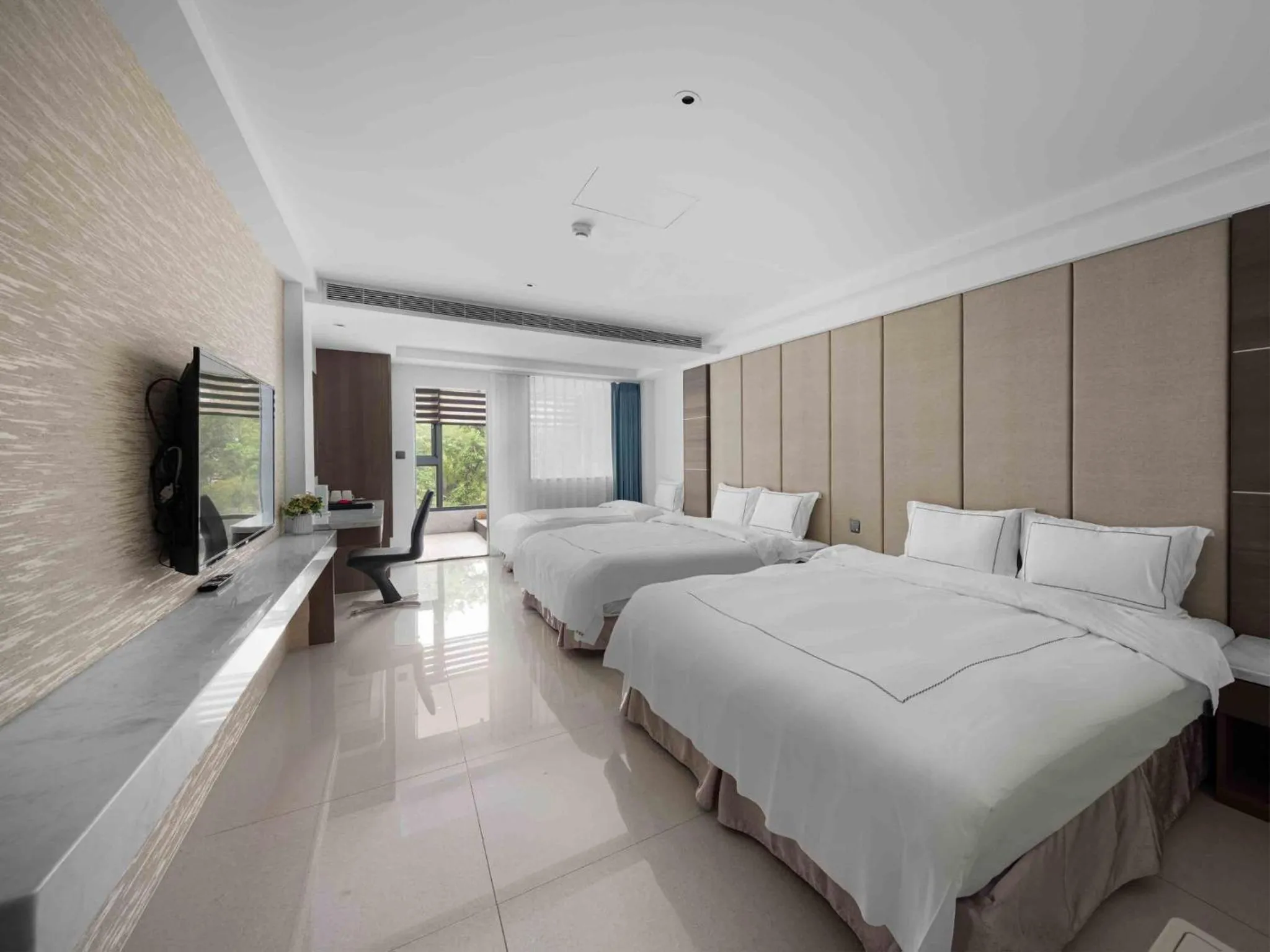 Deluxe Family Room in Gamalan Spring Hotel