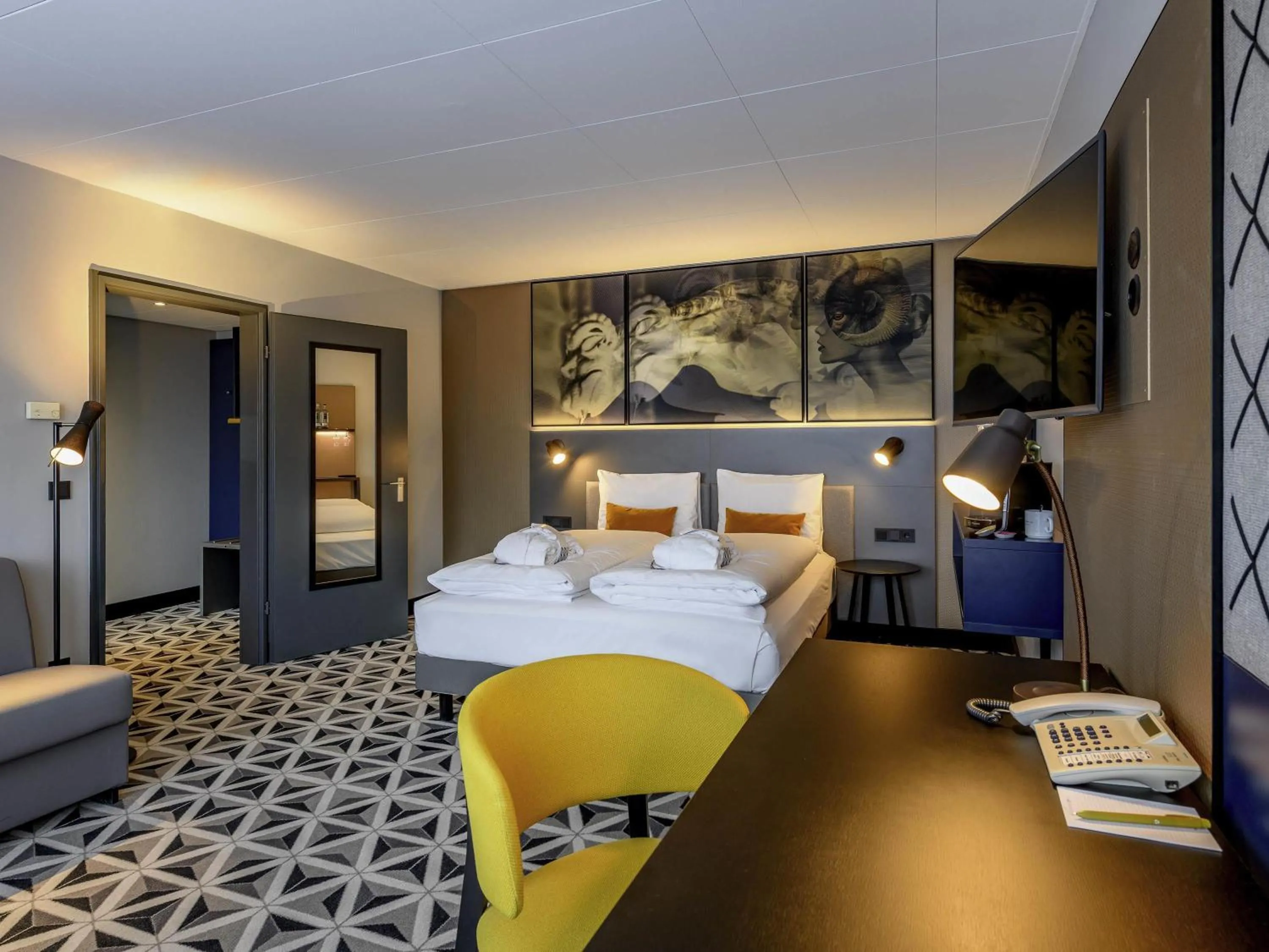 Superior Double Room in Mercure Hotel Freiburg am Münster