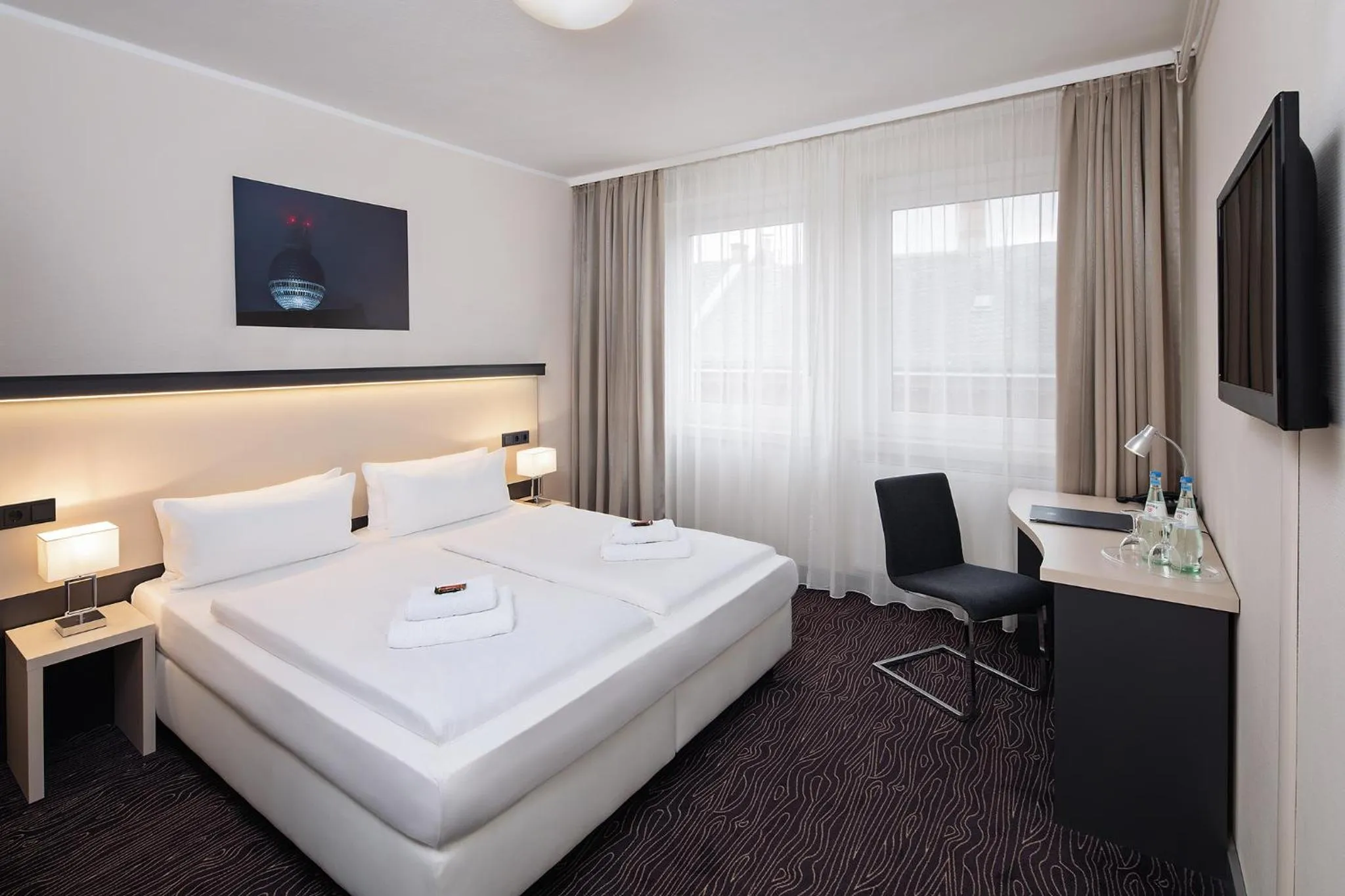 Comfort Double Room - single occupancy in Dietrich-Bonhoeffer-Hotel Berlin Mitte