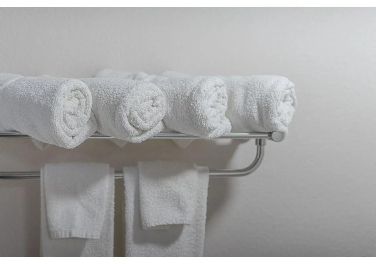 Queen Room with Two Queen Beds in Bear Creek Inn Gatlinburg, TN