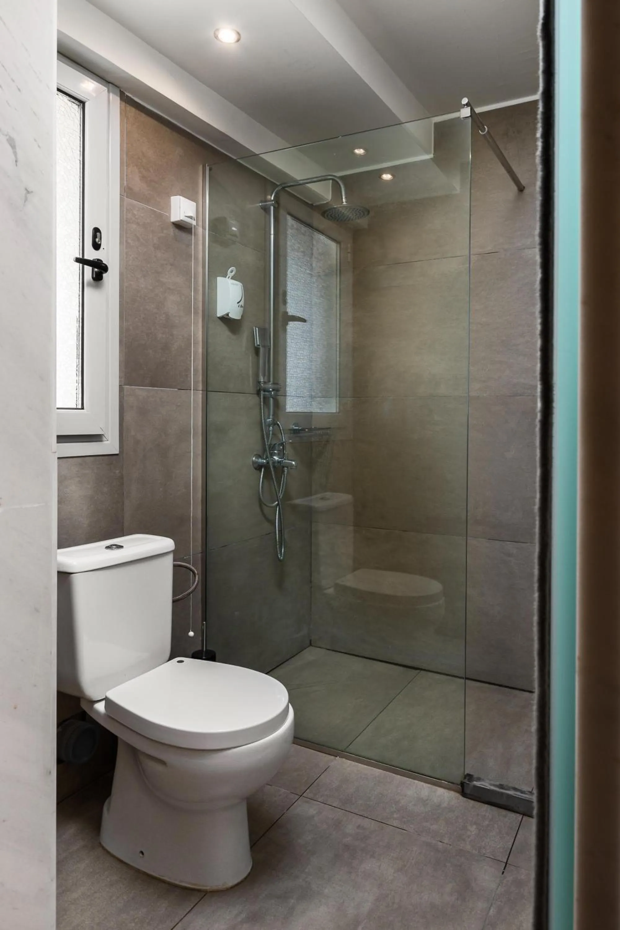  Deluxe Swim-Up Room in Akron Seascape Resort