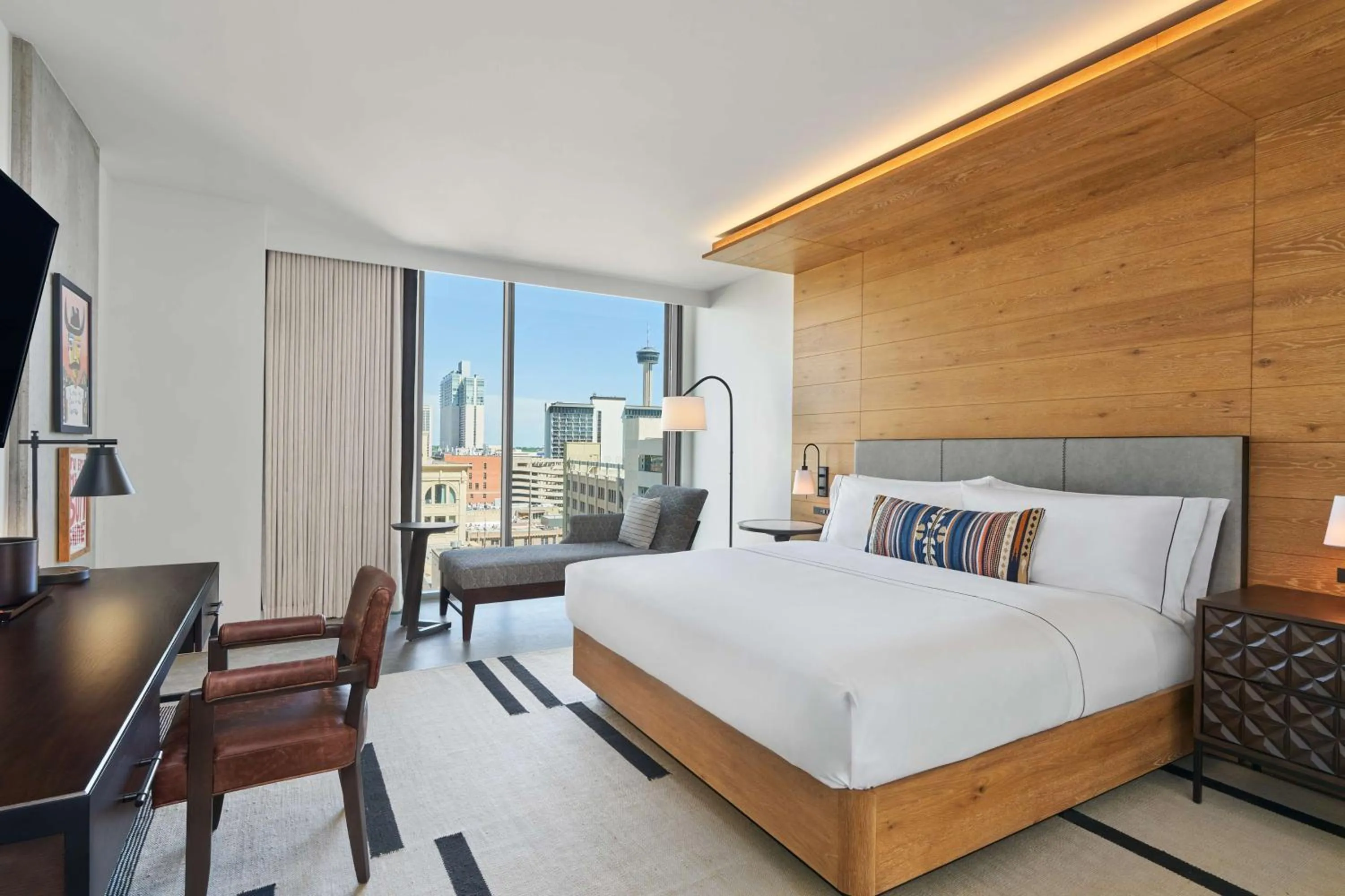 Deluxe King Room in Canopy By Hilton San Antonio Riverwalk