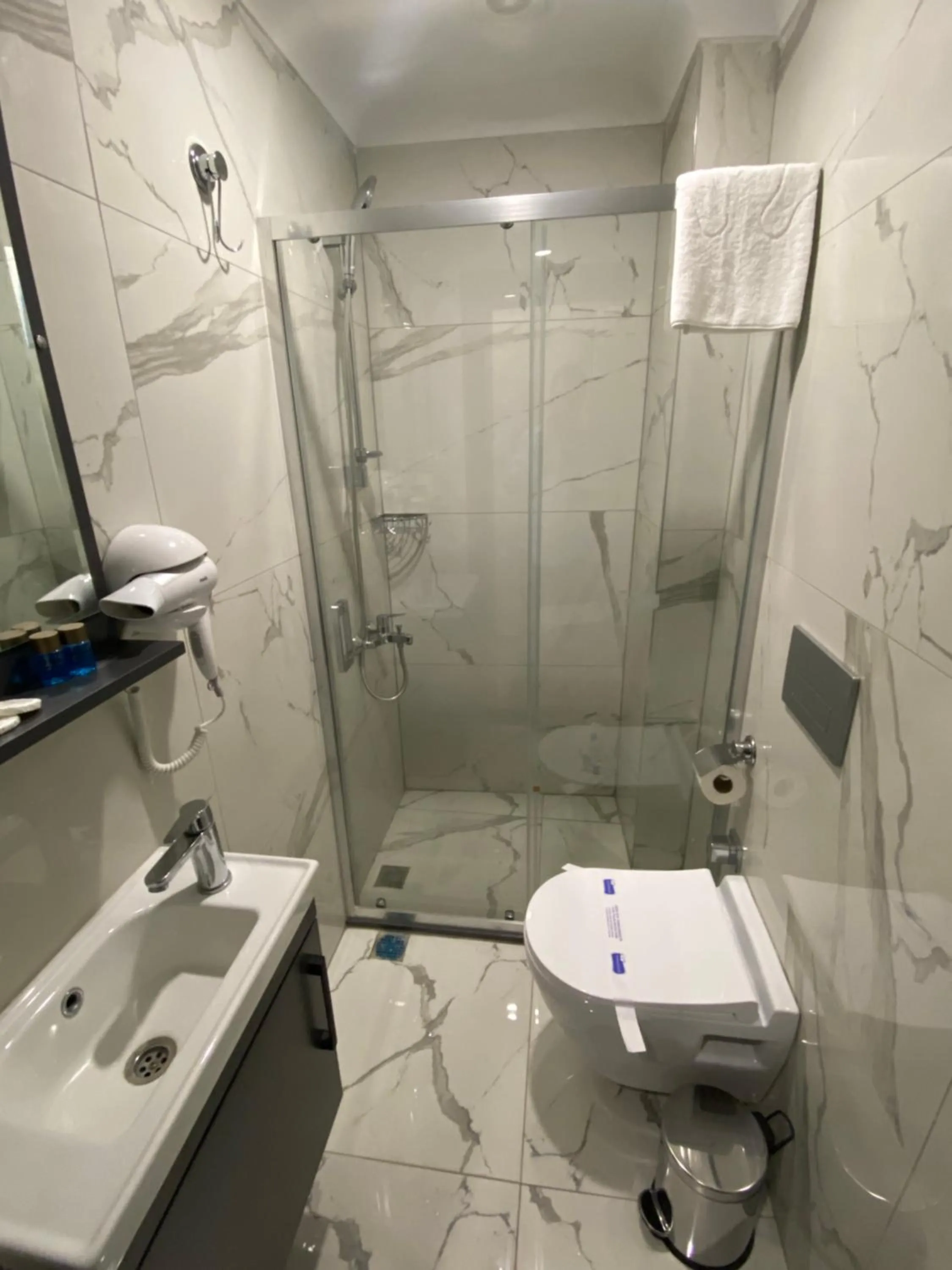 Double Room with Sea View - single occupancy in Zeyn Otel Istanbul