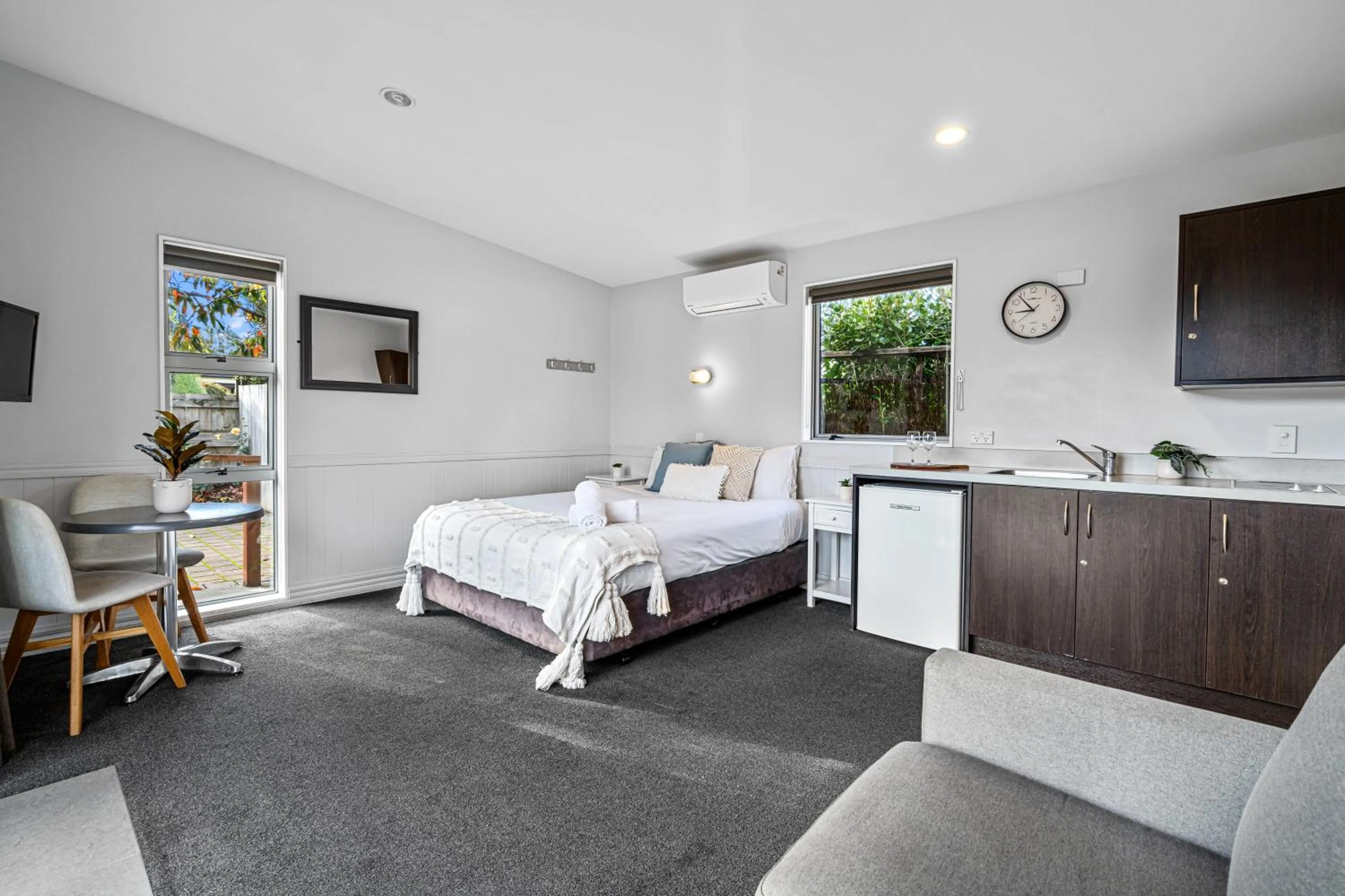 Superior Queen Studio  in Tasman Holiday Parks - Te Anau