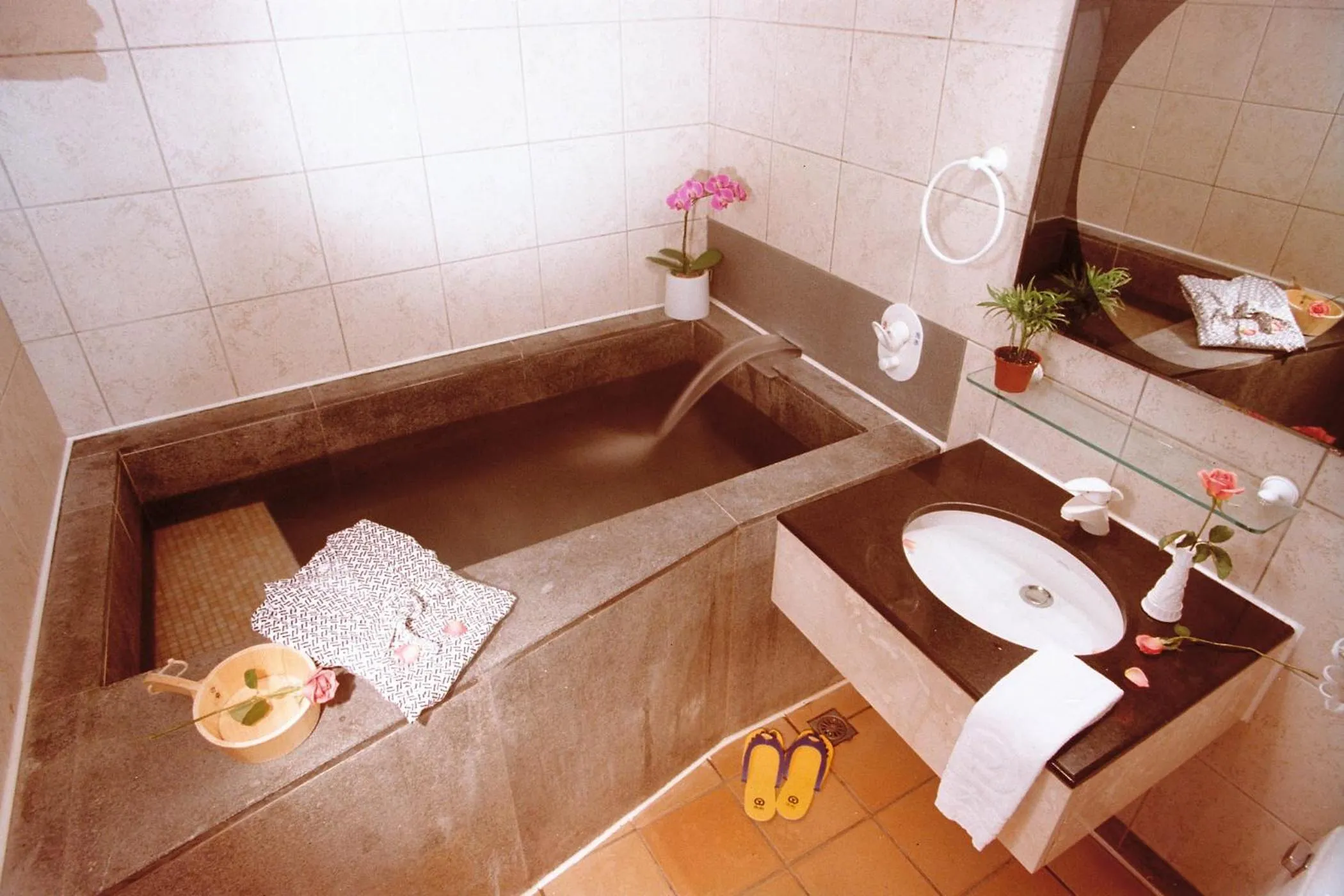 Family Room in Tian Long Hotel