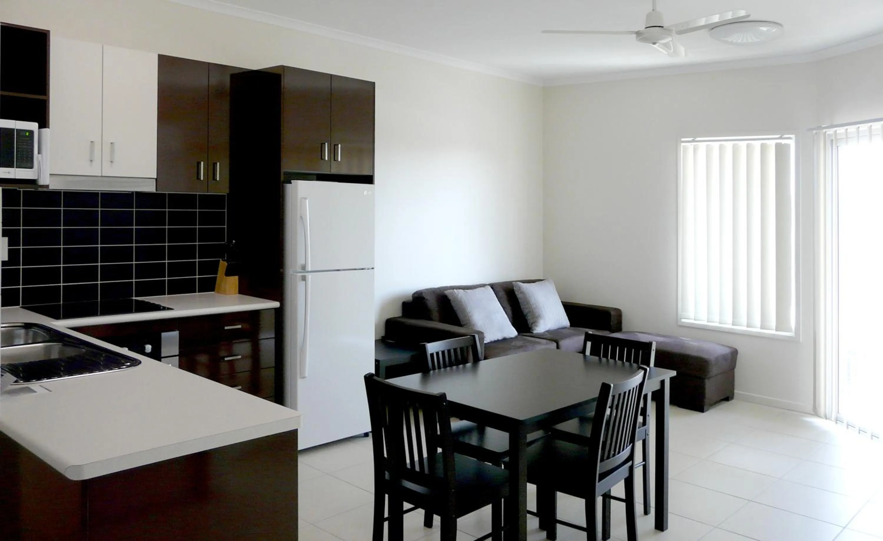 Two-Bedroom Apartment in Monterey Apartments Moranbah