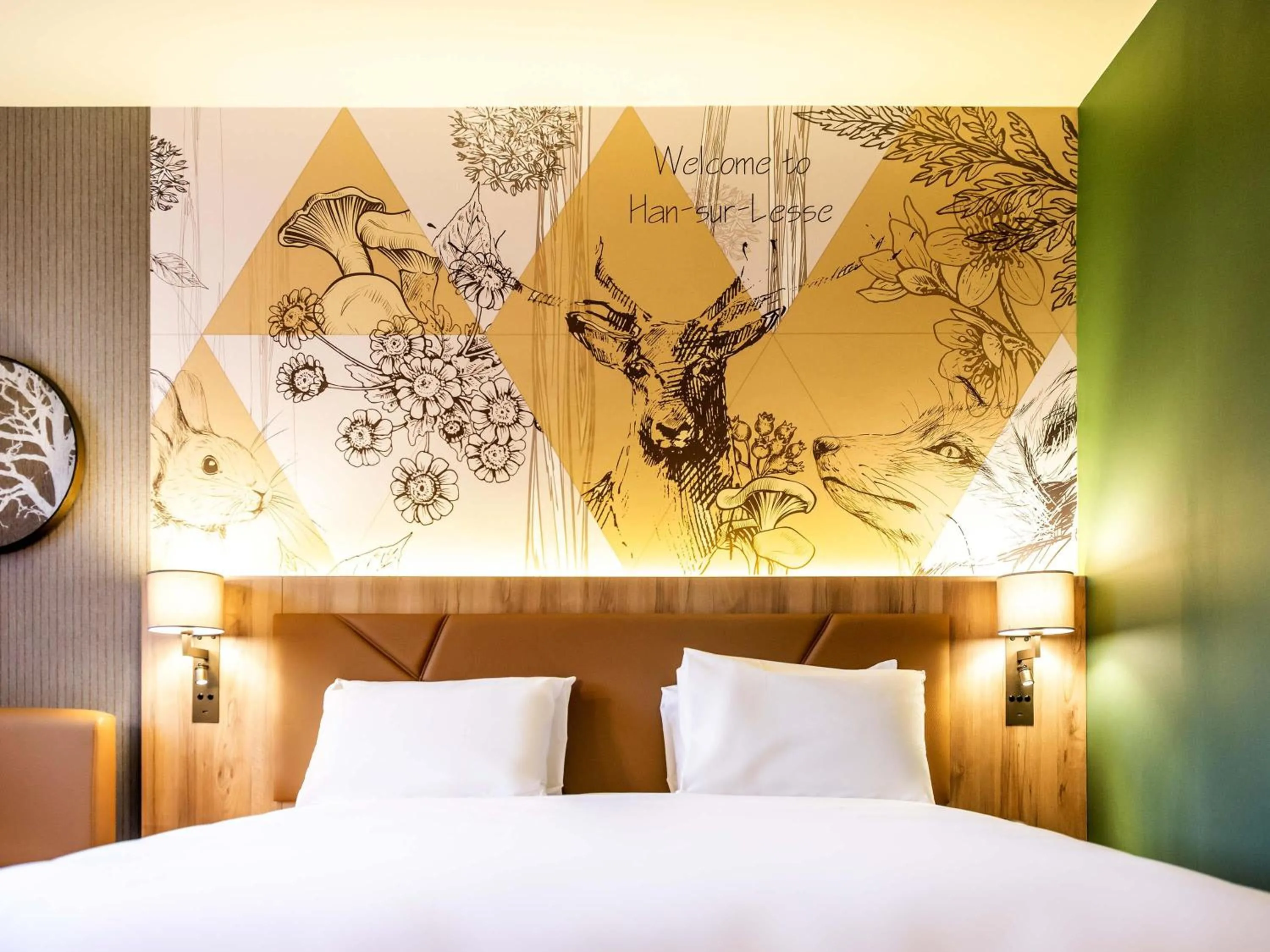 King Suite with Bunk Bed in Mercure Han-sur-Lesse