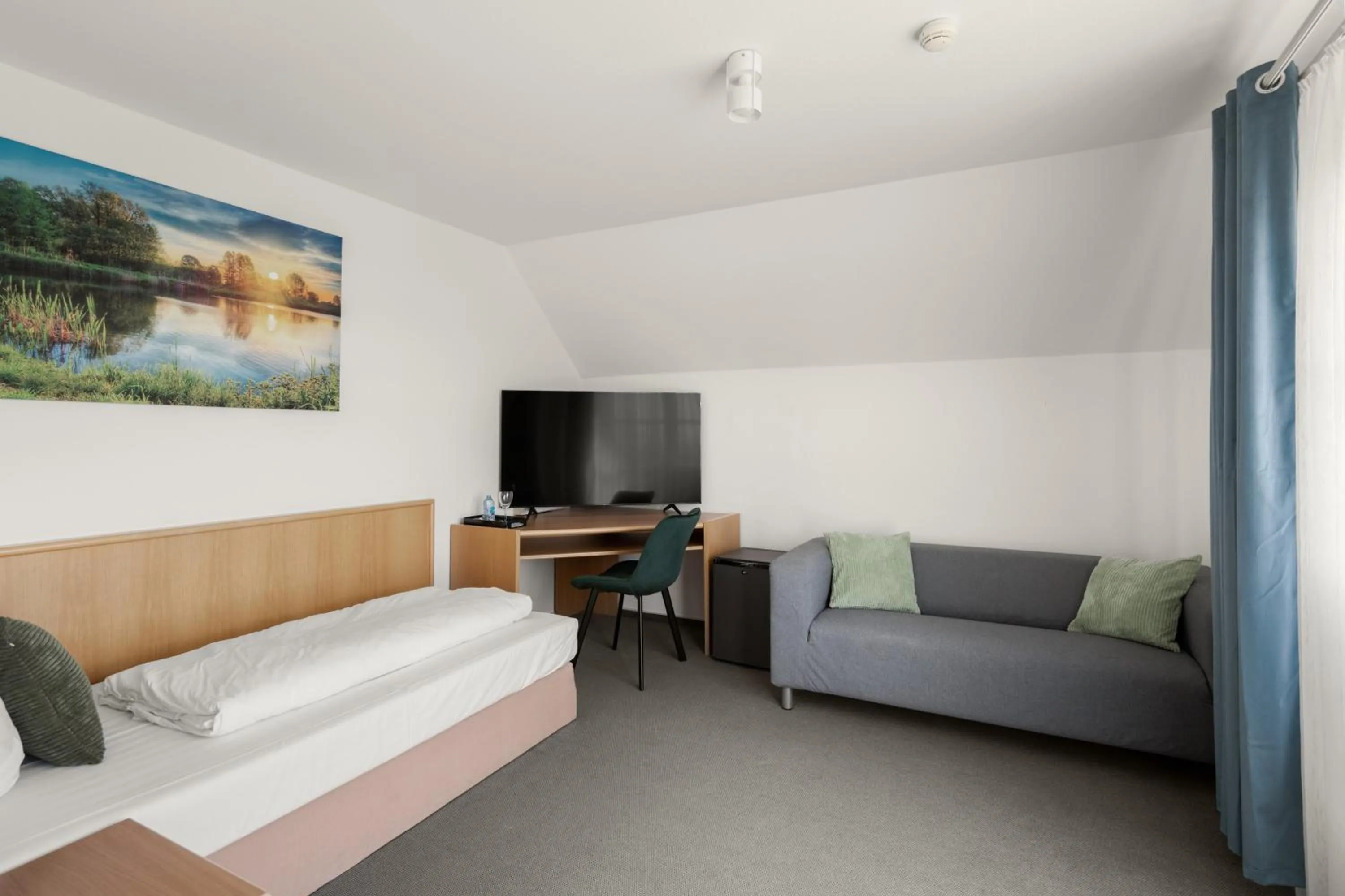 Single Room in Kirchers Park & Wellnesshotel Kaiserstuhl