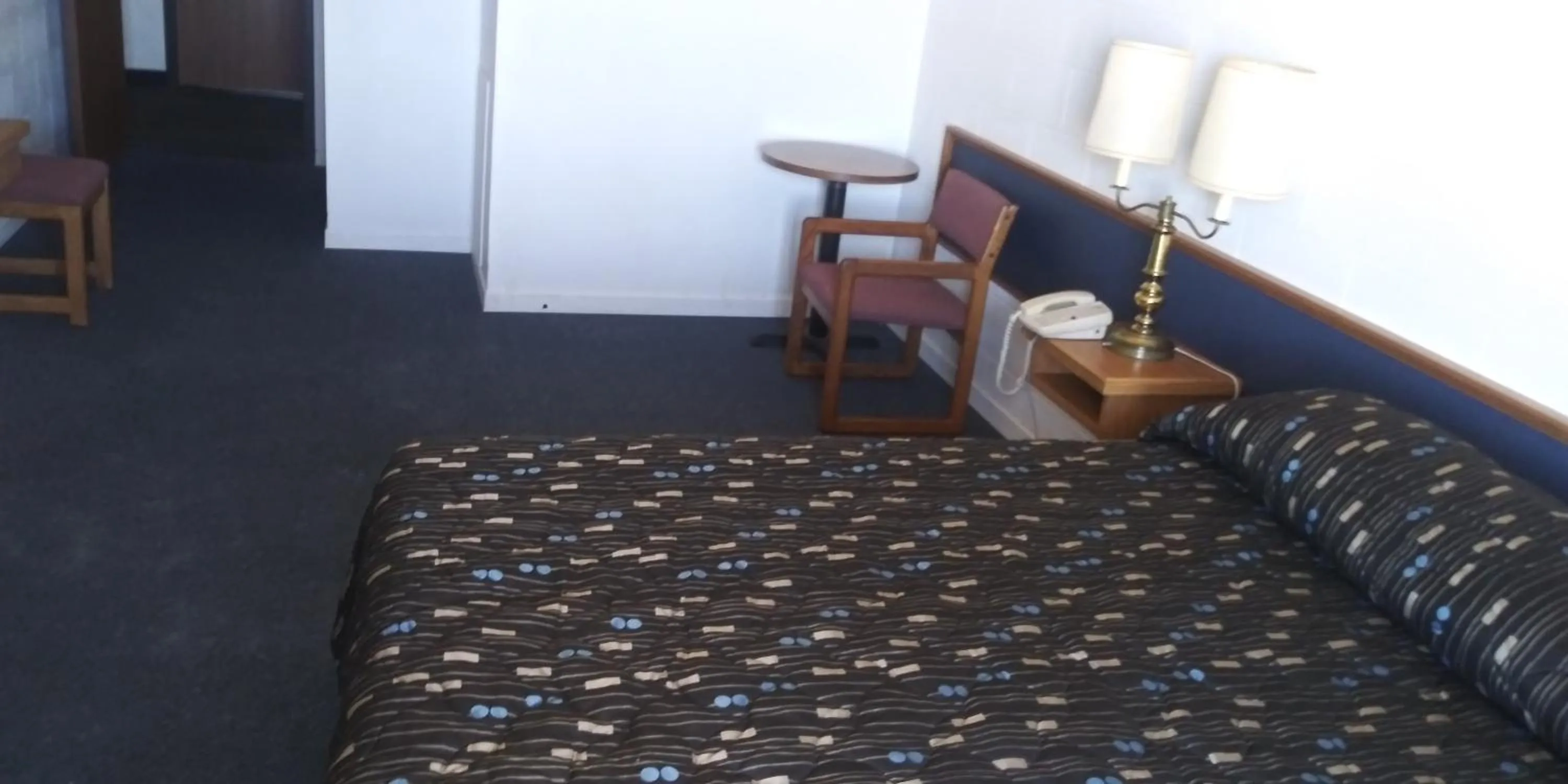 Queen Room in Guest Lodge Motel