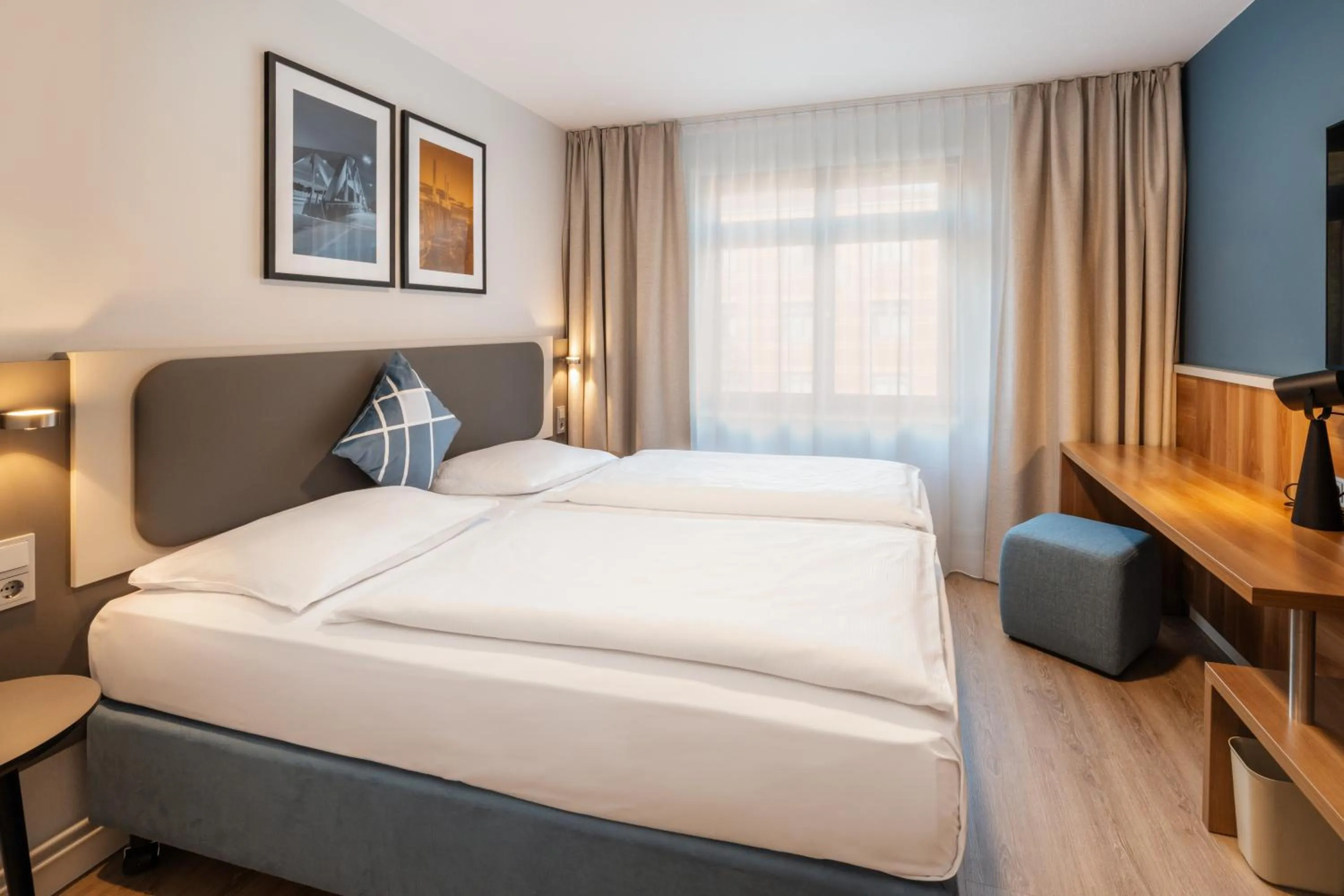 Superior Double Room in GHOTEL hotel & living Hannover