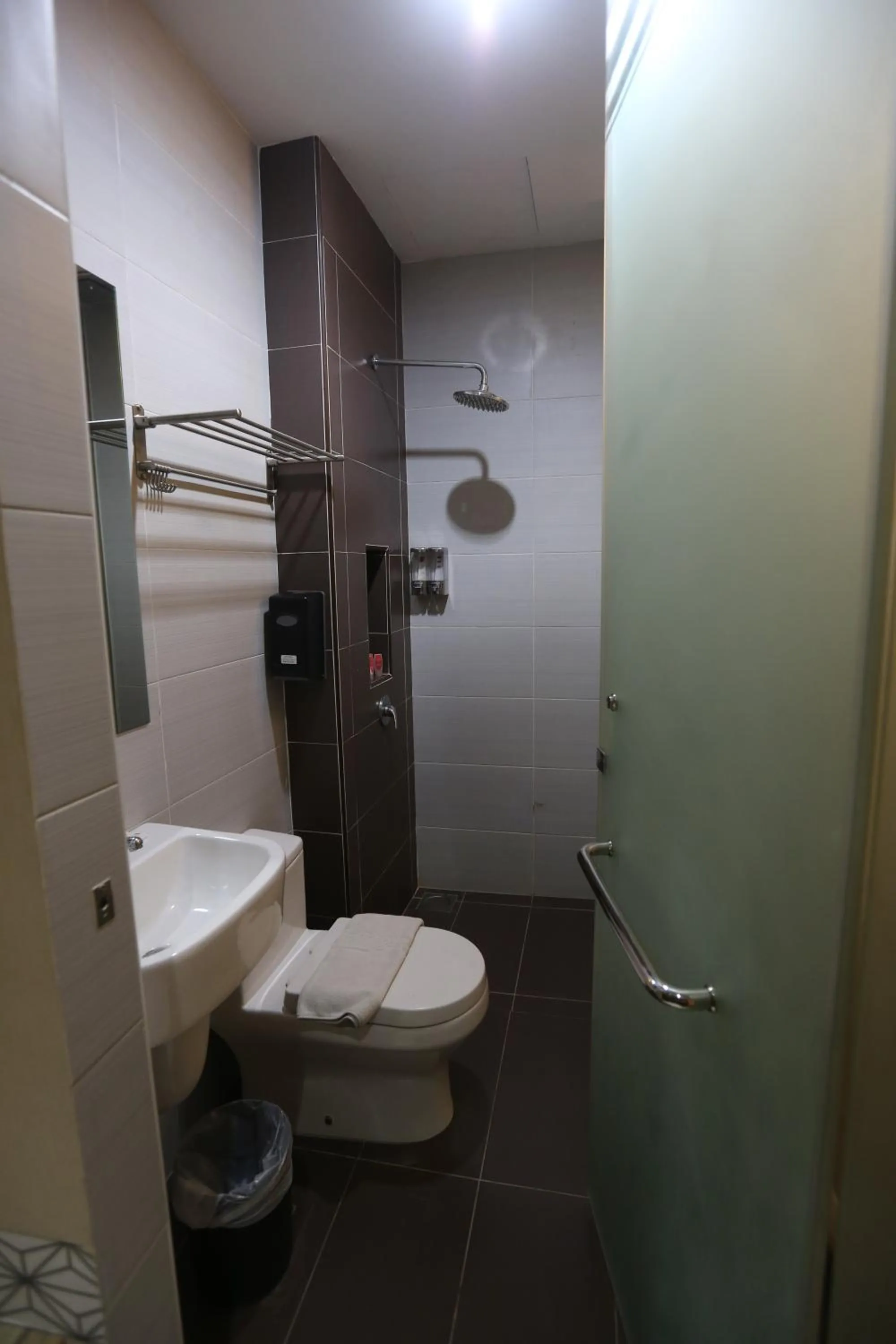 Standard Twin Room in Kota Heritage Hotel