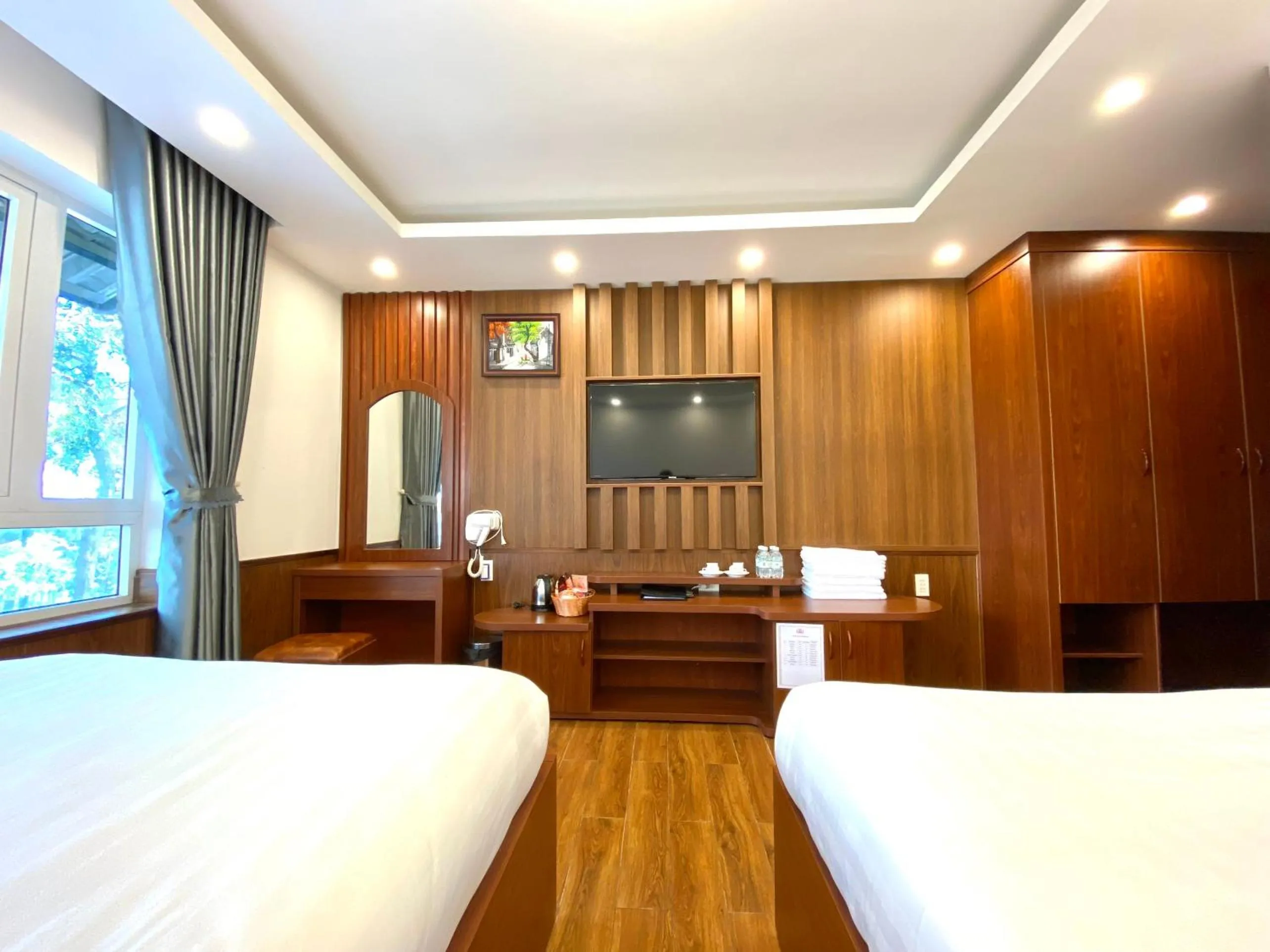 Standard Family Room in Dallas Hotel Dalat