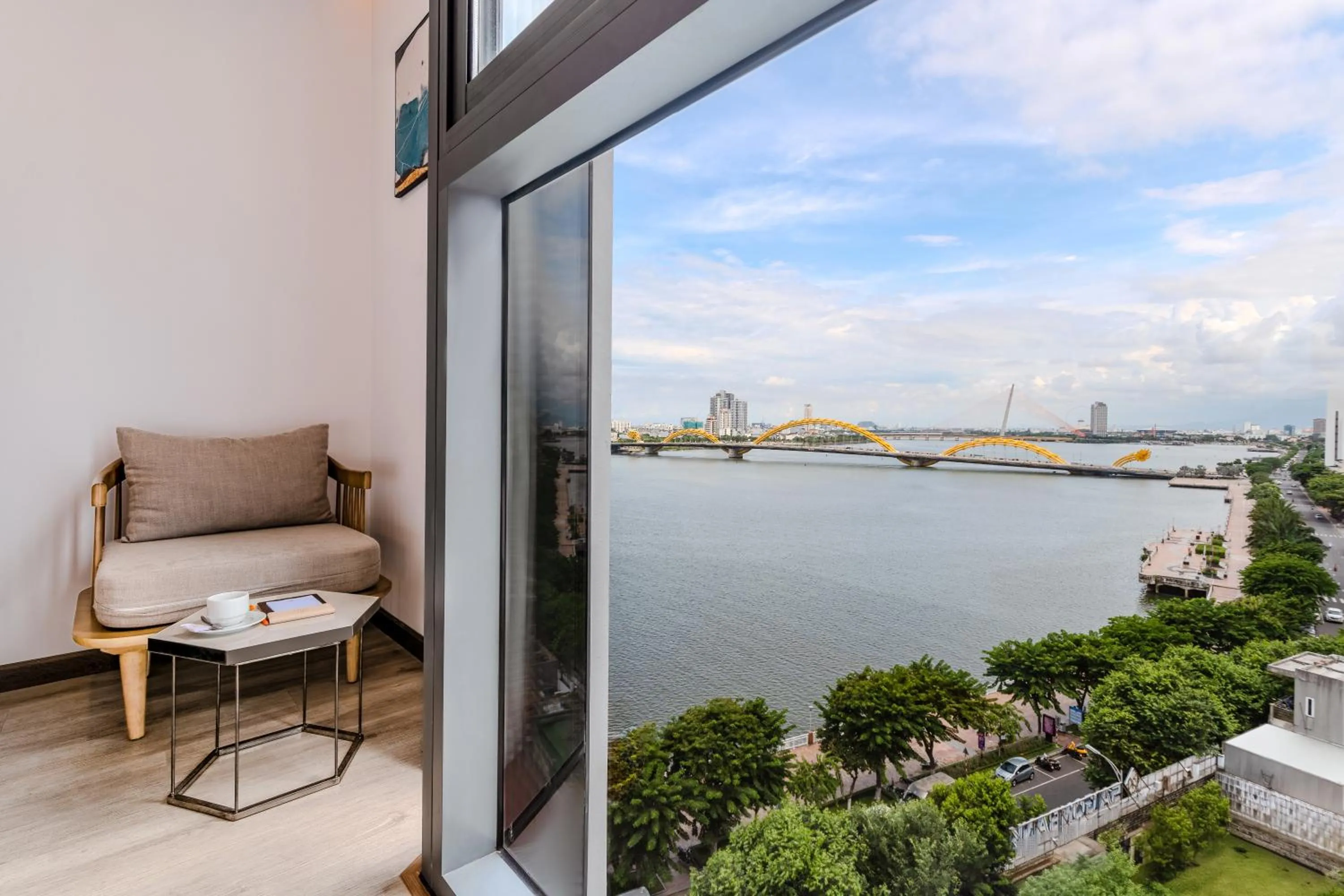 Deluxe Partial Riverview Twin in HAIAN Riverfront Hotel Da Nang