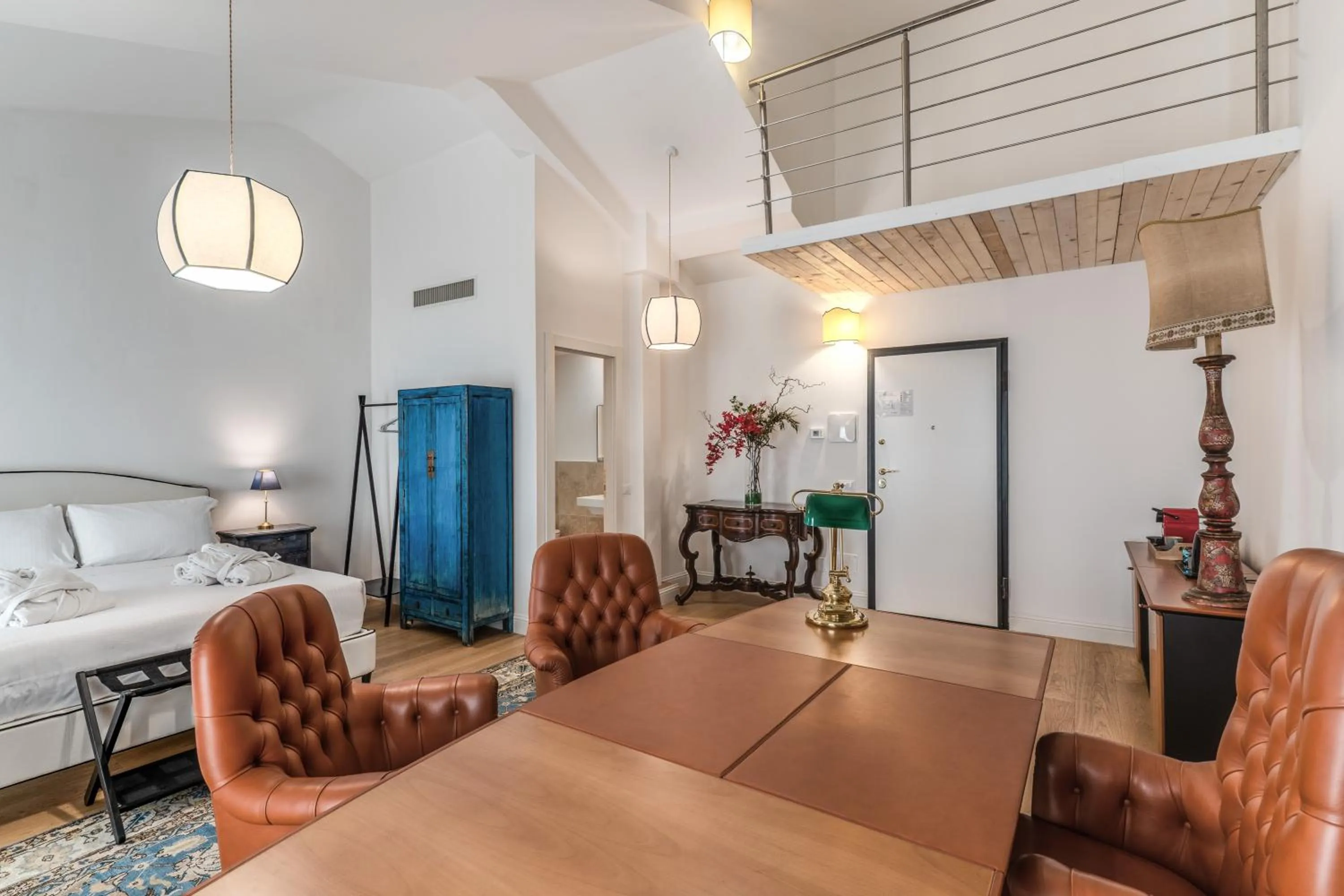 Loft - Separate Building in Suite della Pigna
