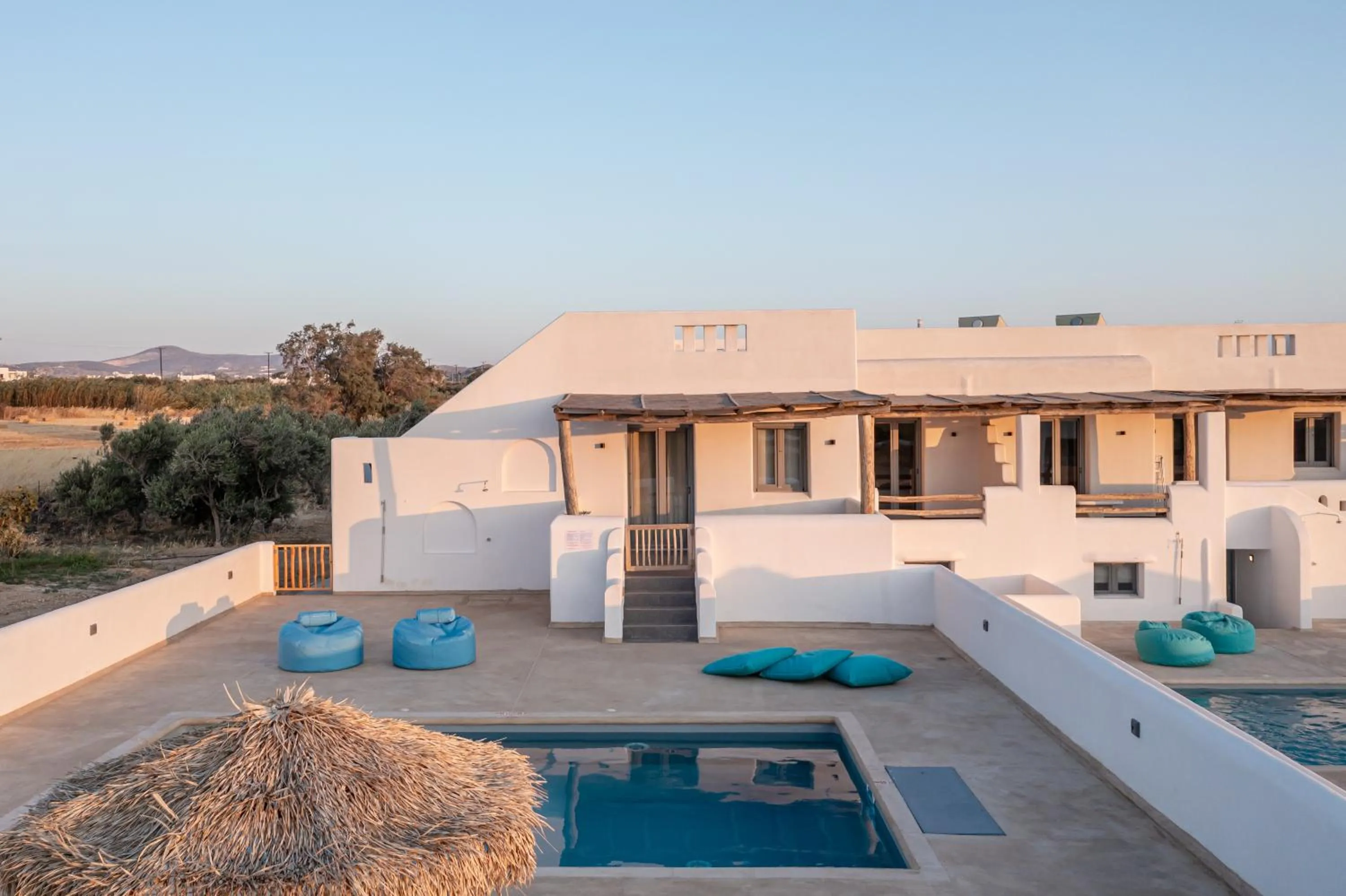 V1 - Four Bedroom Deluxe Villa with Sea View and Private Pool in White Cocoon Exclusive villas