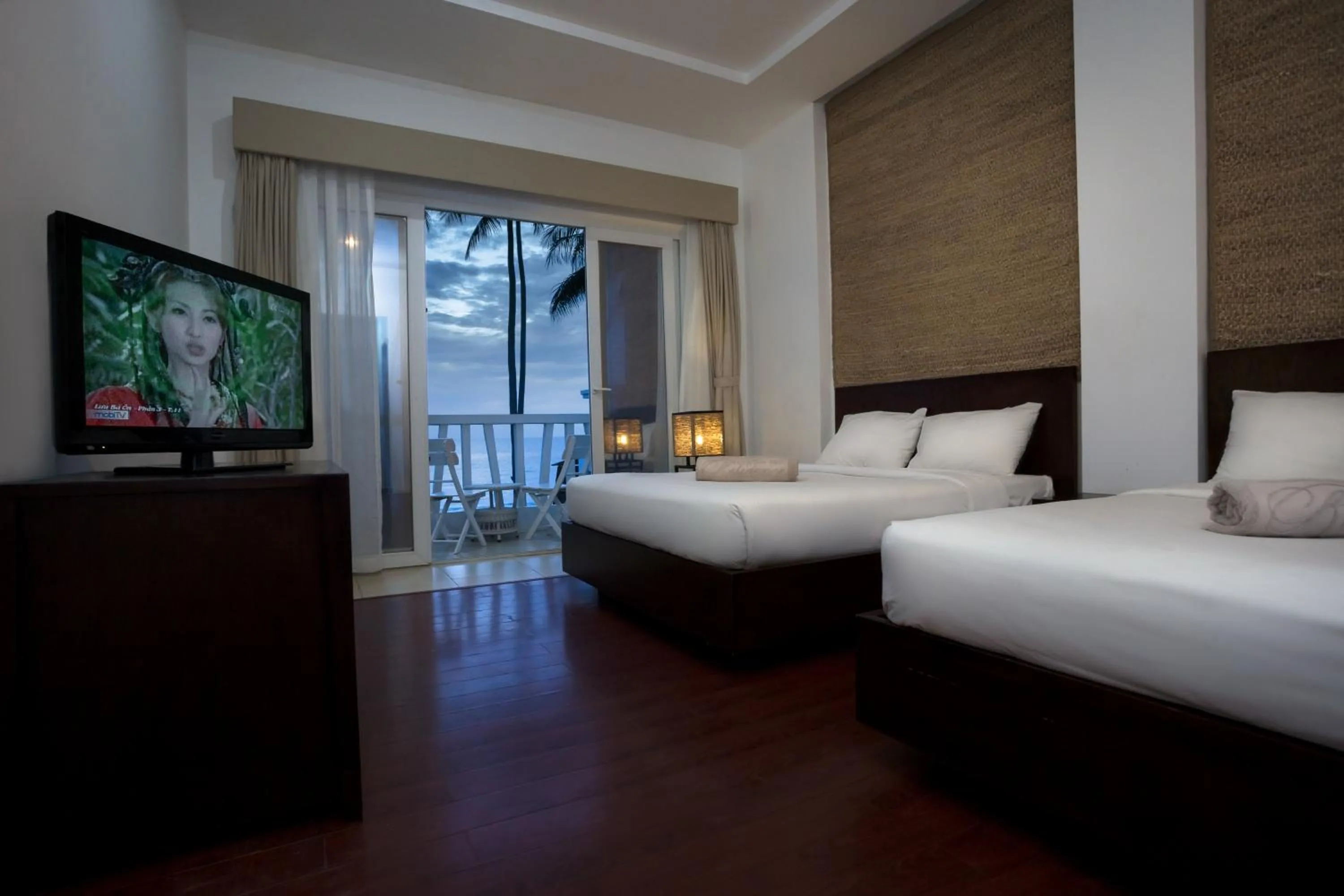 Superior Double Room with Two Double Beds with Sea View in Surf4You Residence