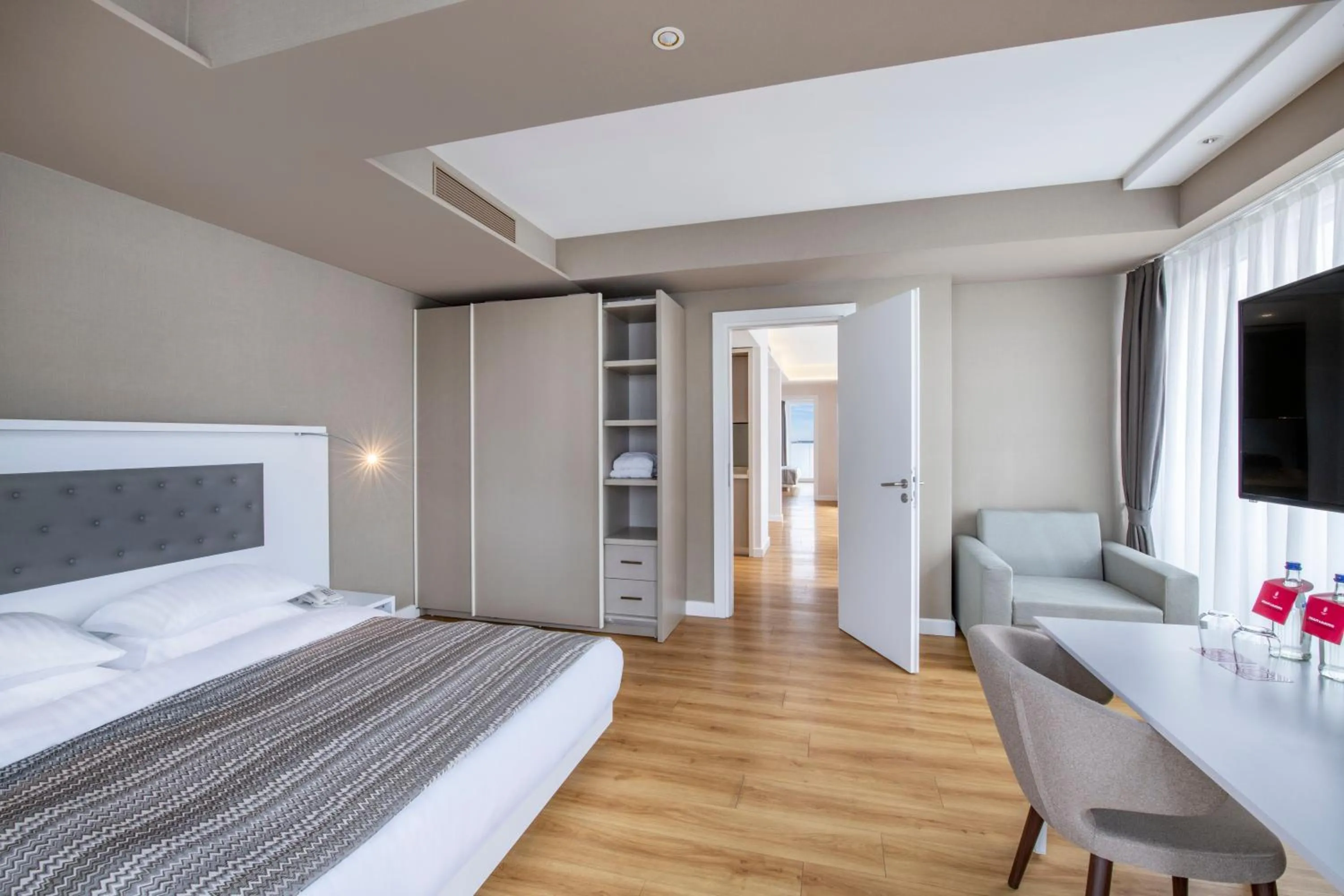 Deluxe Family Room in Alliance Palace Batumi