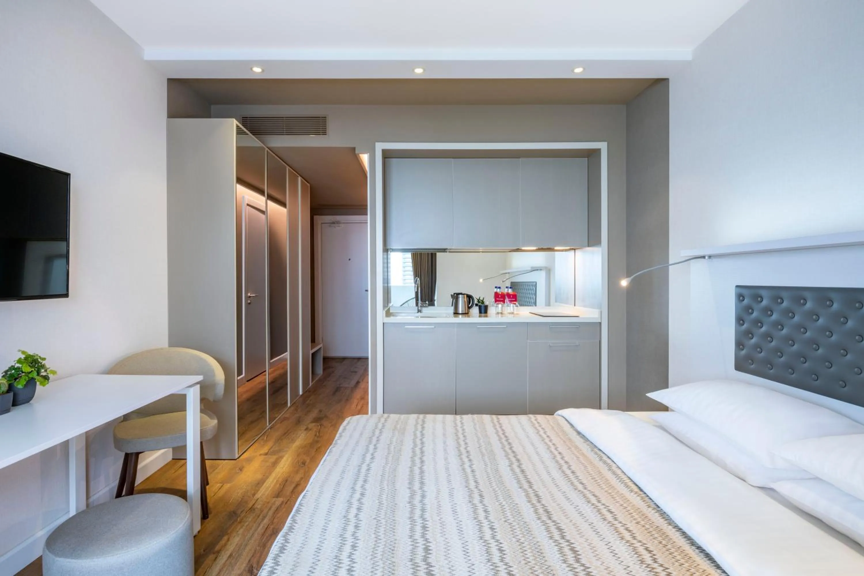 Premium Studio with Sea View in Alliance Palace Batumi