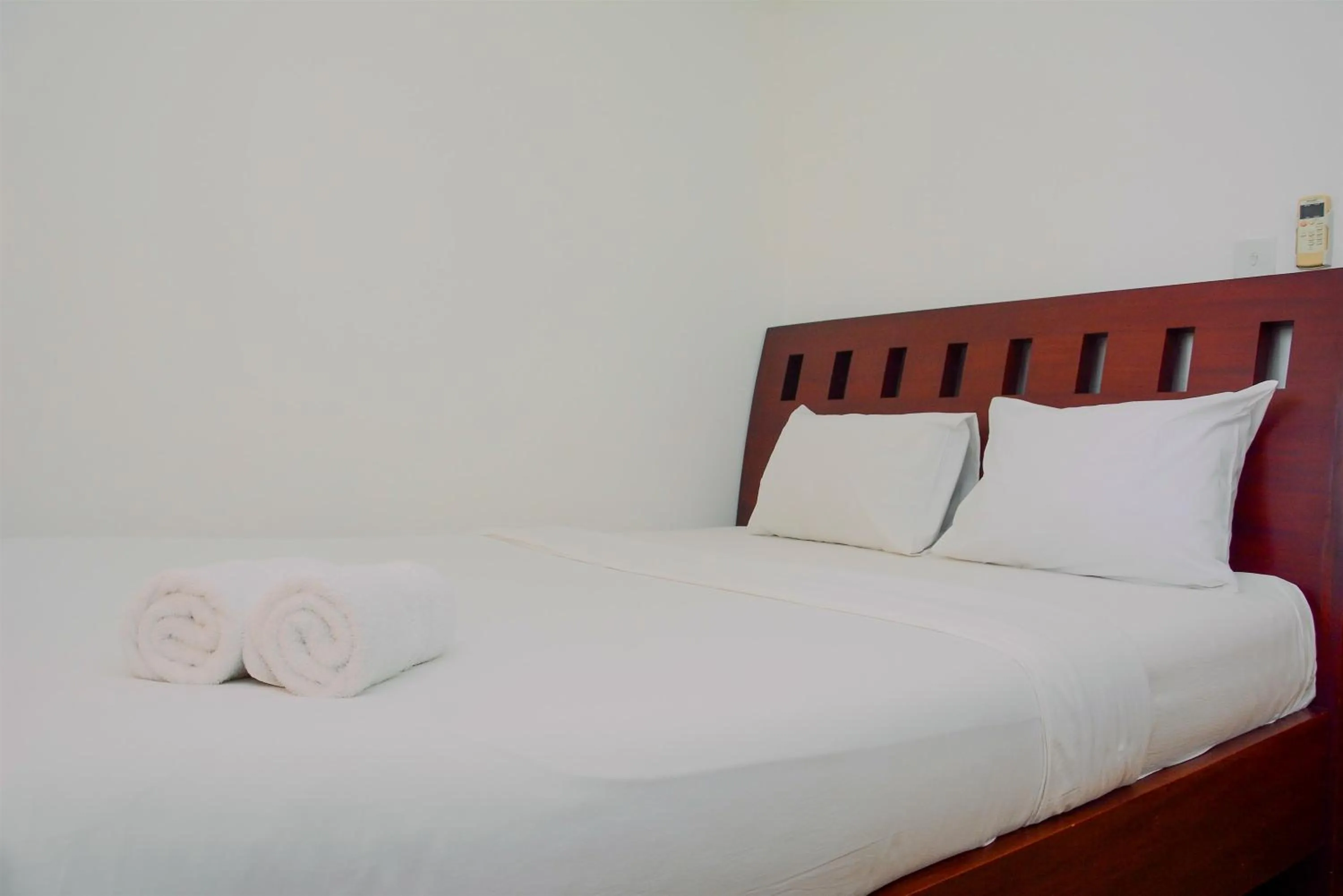 Two-Bedroom Apartment in Comfortable 2BR Apartment at Mediterania Palace Residence By Travelio