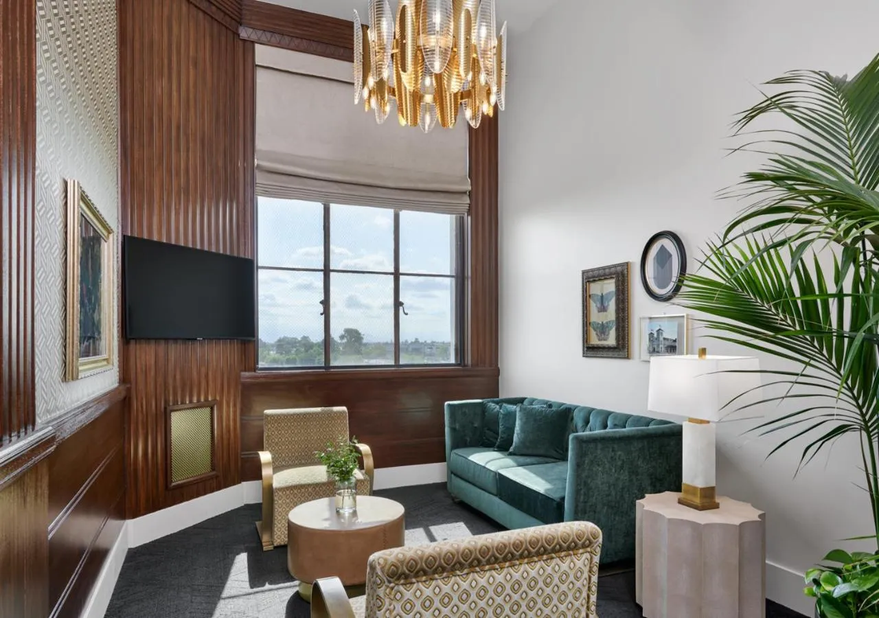 Executive Suite in The Darling