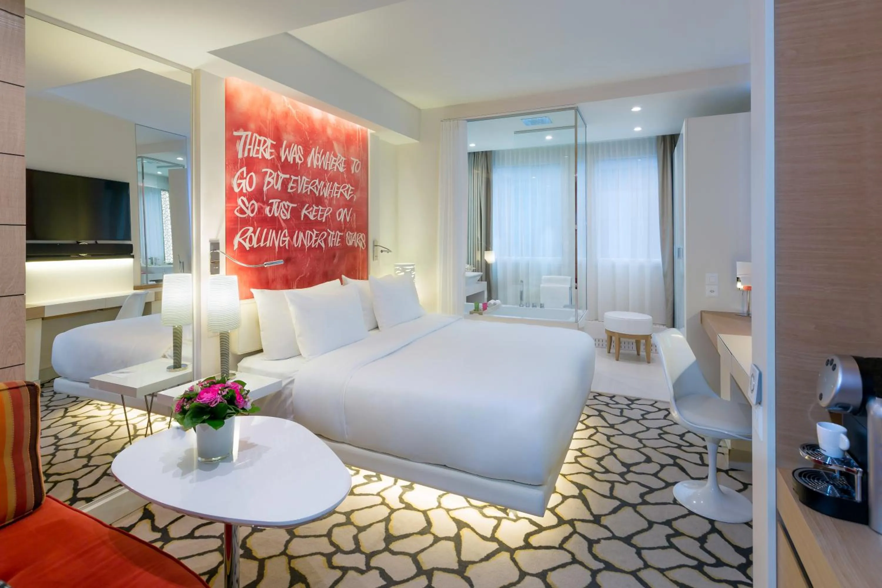 Executive Double Room in N’vY Manotel