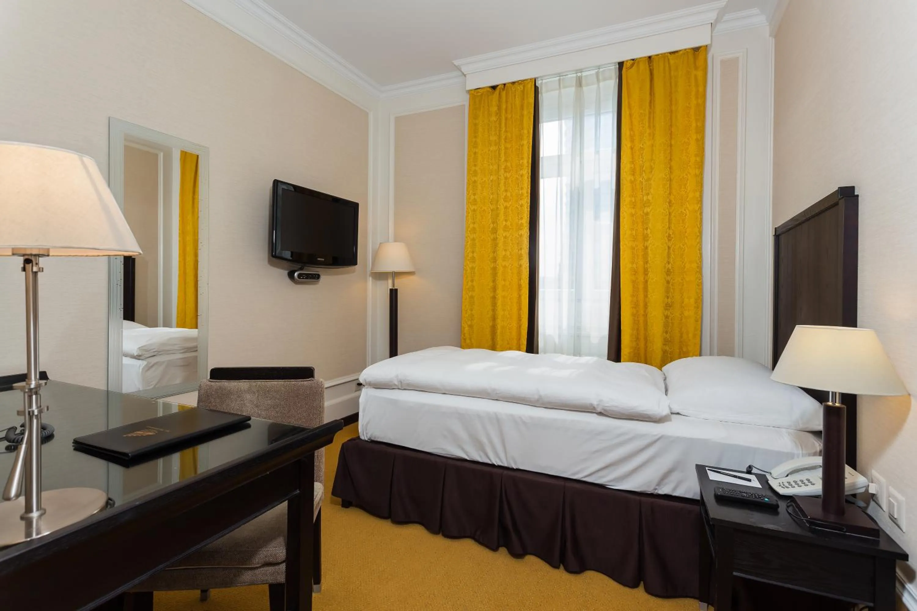 Economy Single Room in Hotel Euler Basel