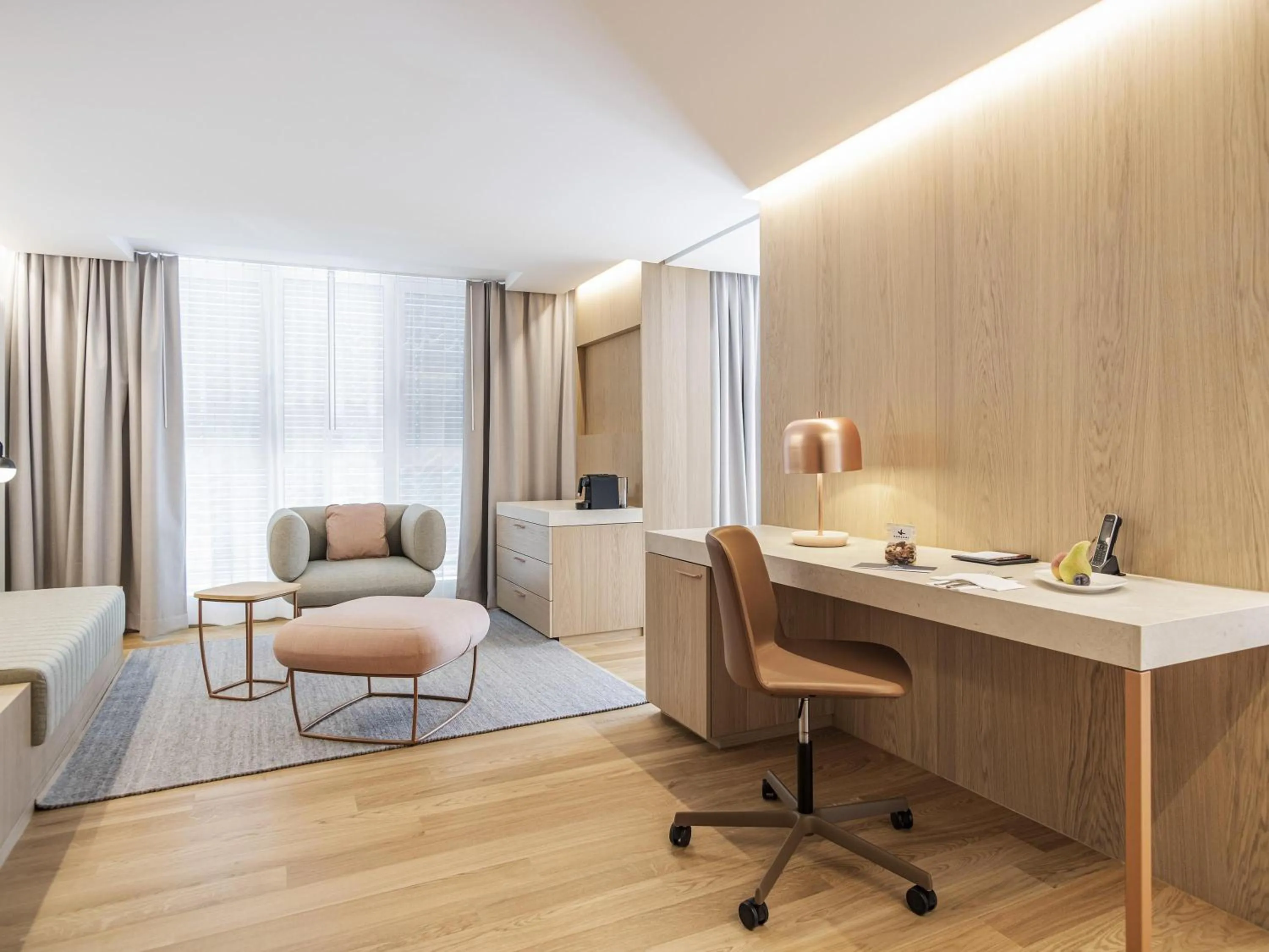 Vitality King Suite with Balcony and Panoramic View in Swissôtel Kursaal Bern