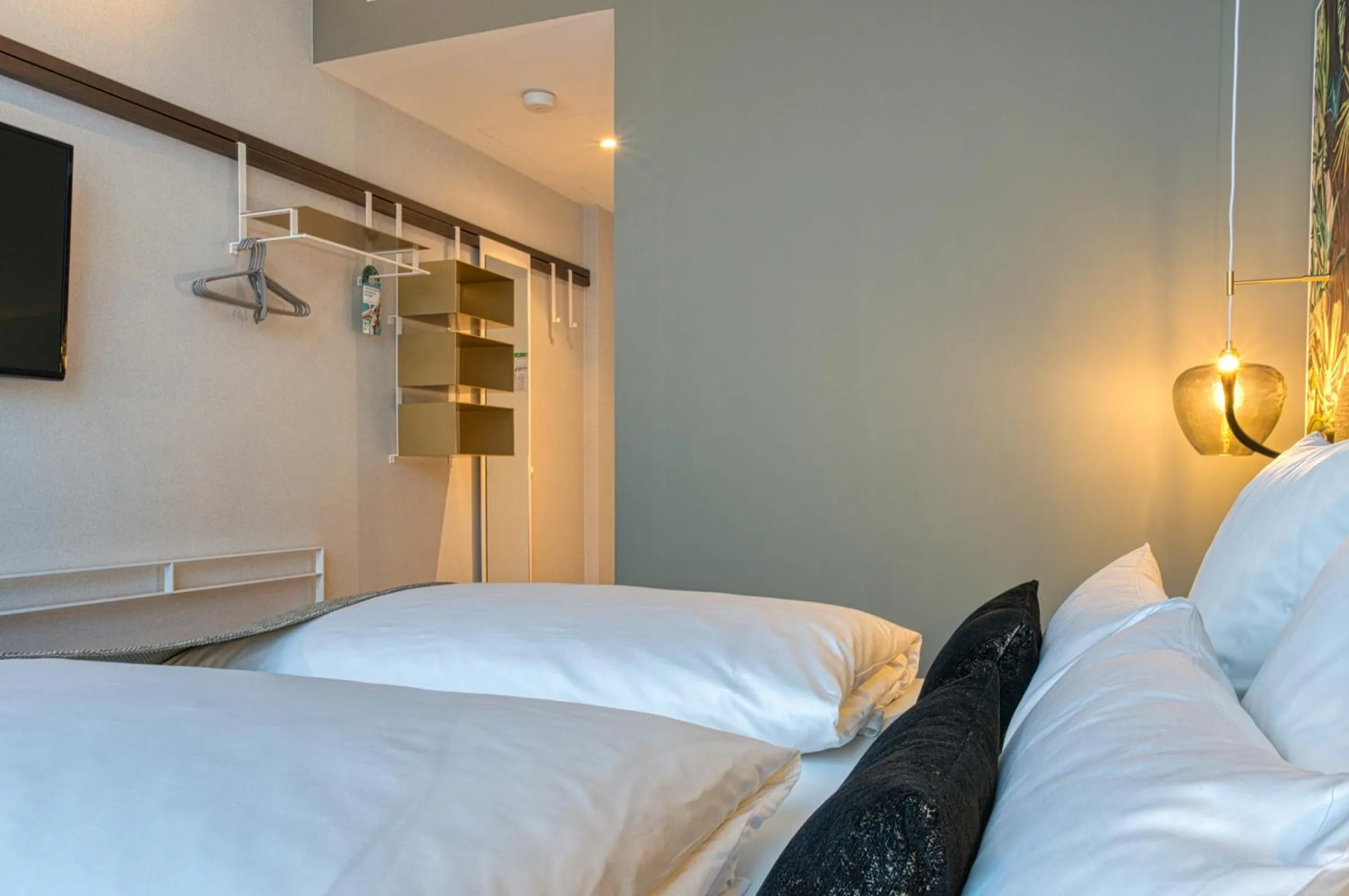 Superior King Room in NinetyNine Augsburg