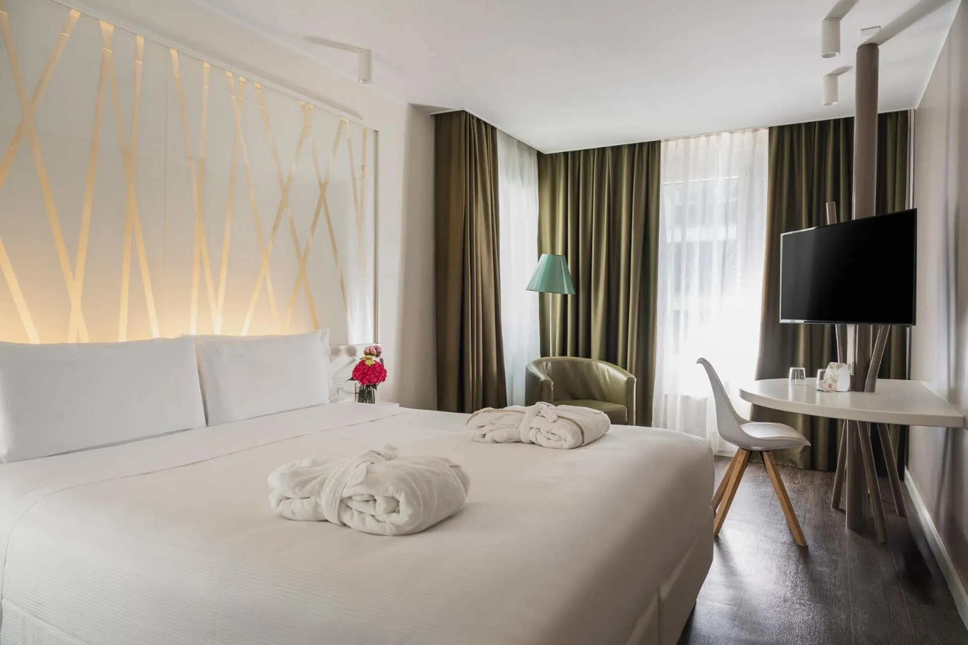 Double Room with Balcony in Hotel Admiral Lugano