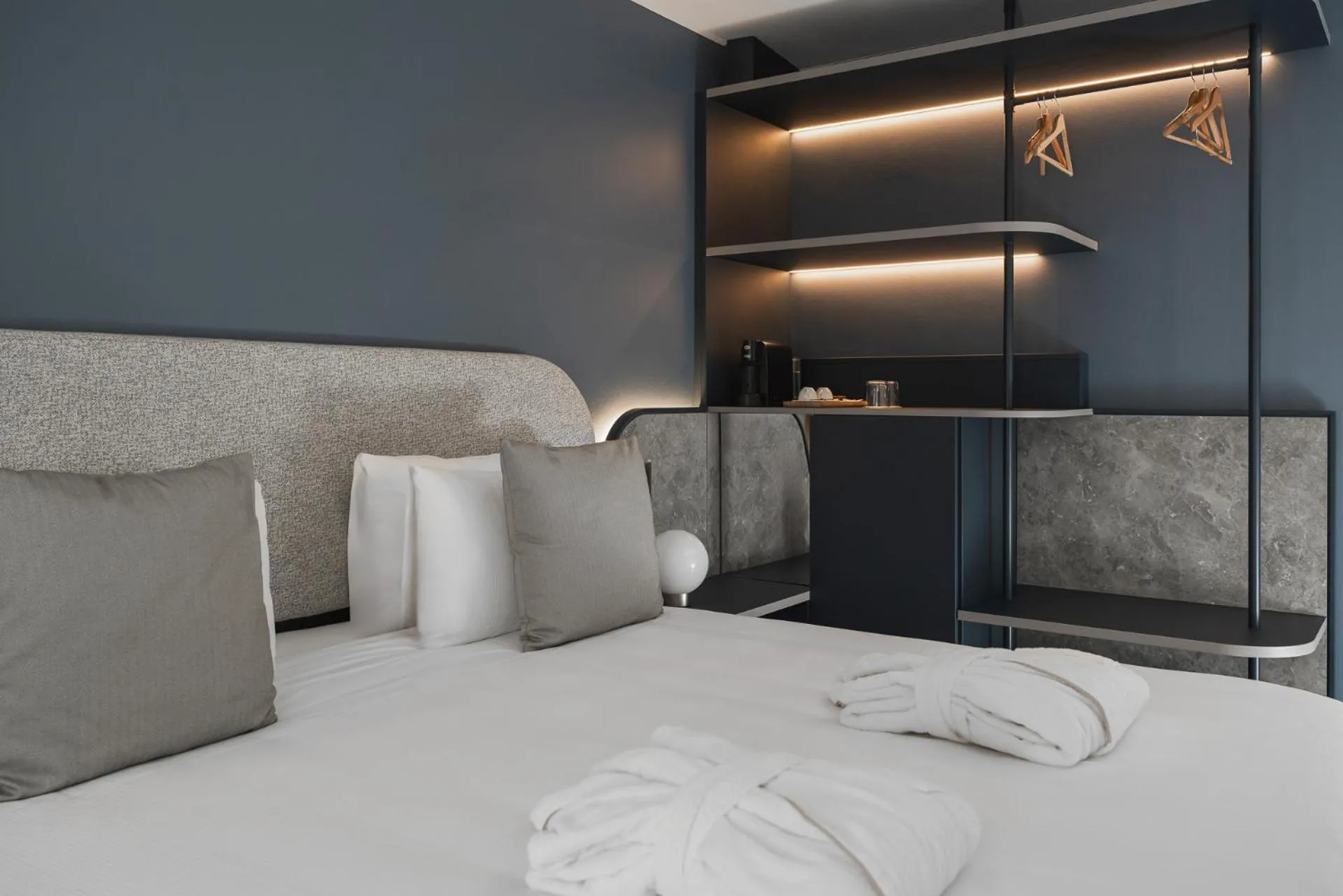 Superior Double Room in Hotel Admiral Lugano