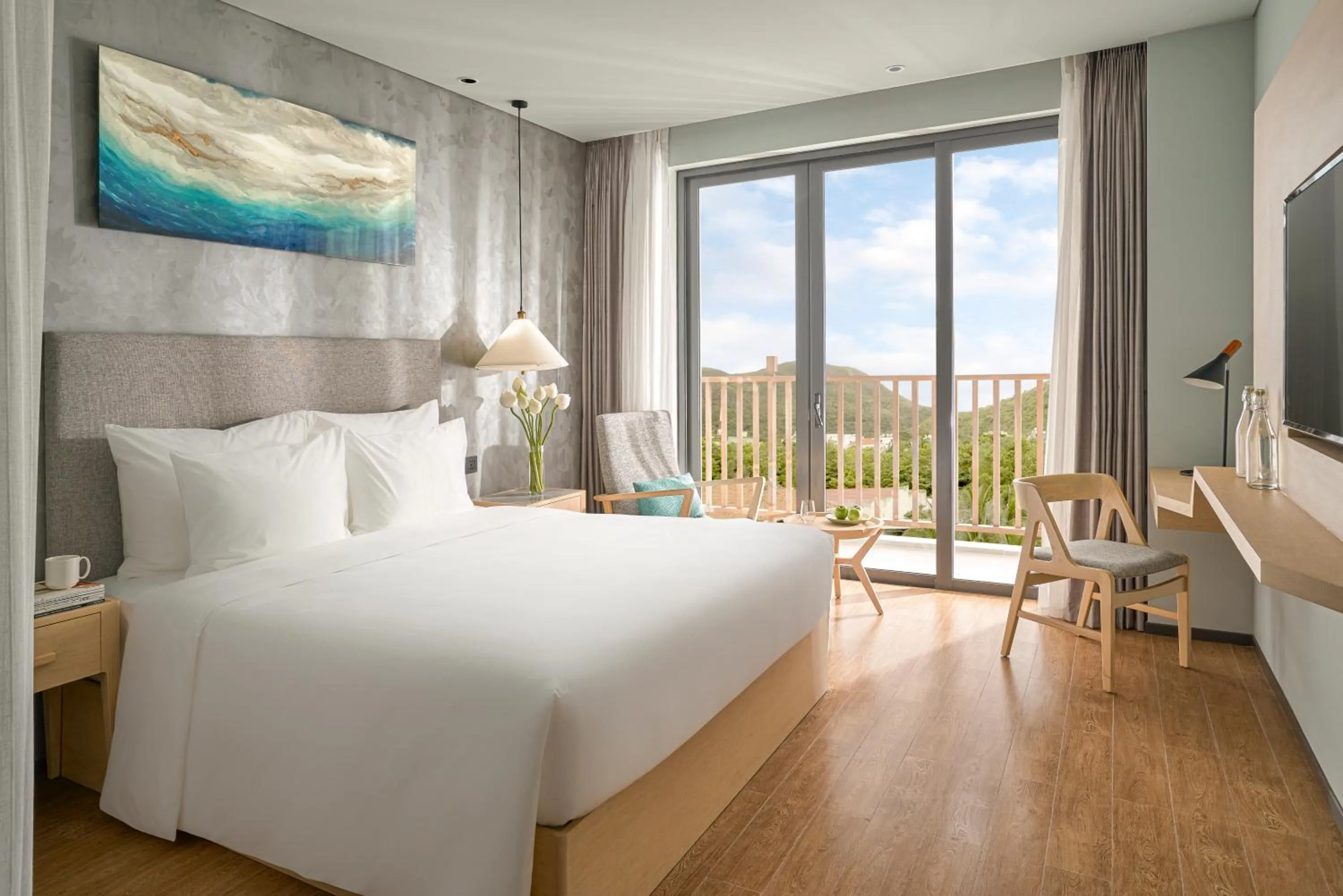 Deluxe Double Room with Balcony and City View (Include Welcome drink & Airport shuttle bus) in The Secret Con Dao