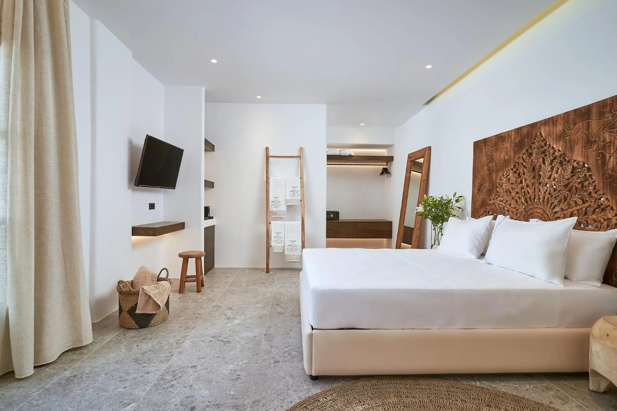 Comfort Room with Garden View in Ubud Mykonos