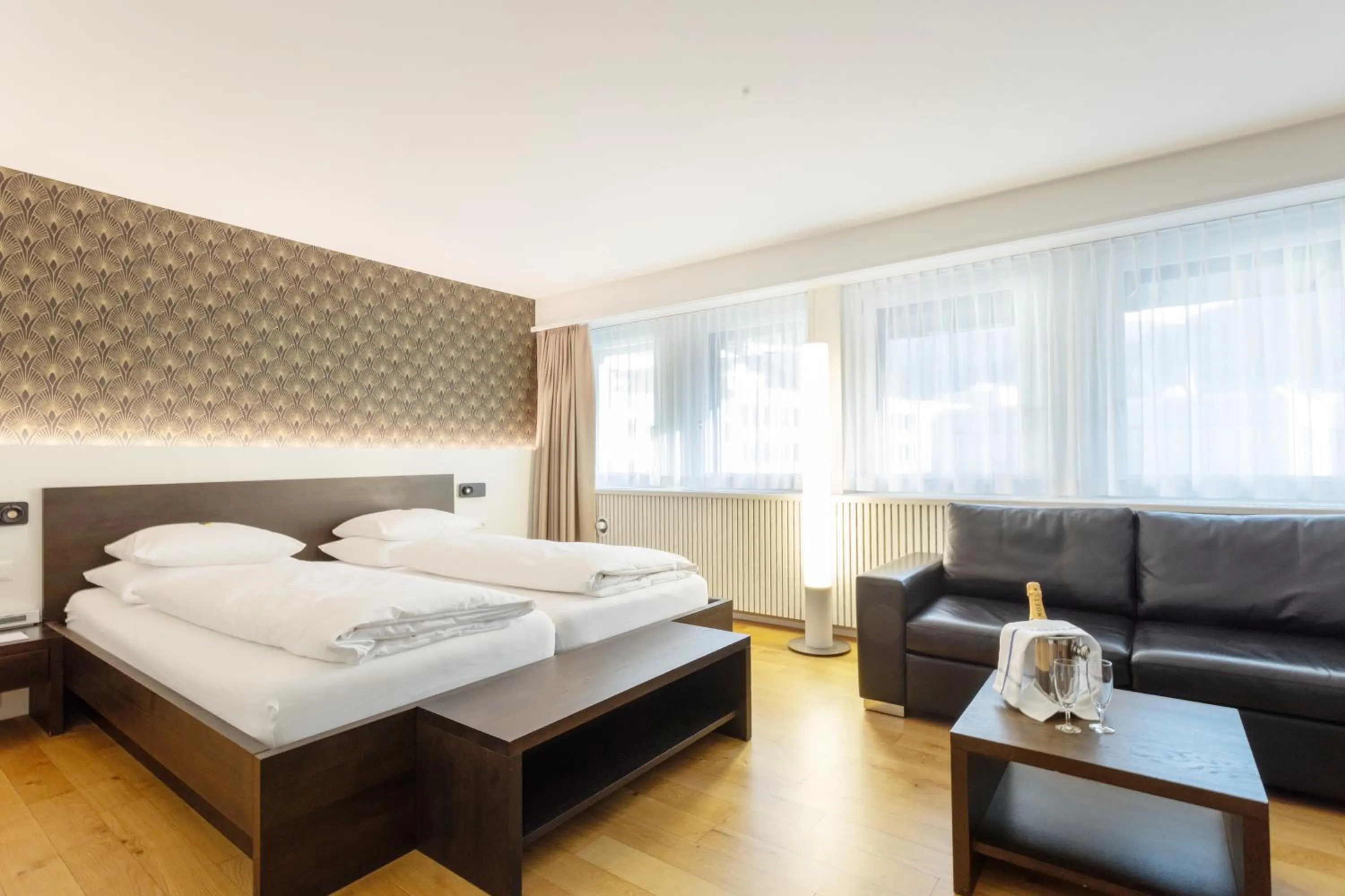 Superior Double King Size Room with Air Conditioning - single occupancy in ABC Swiss Quality Hotel